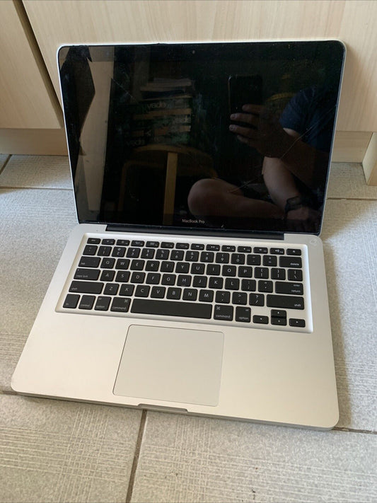 Apple MacBook A1278 i5 13.3" *For Parts Or Repair No HDD RAM Cracked Screen
