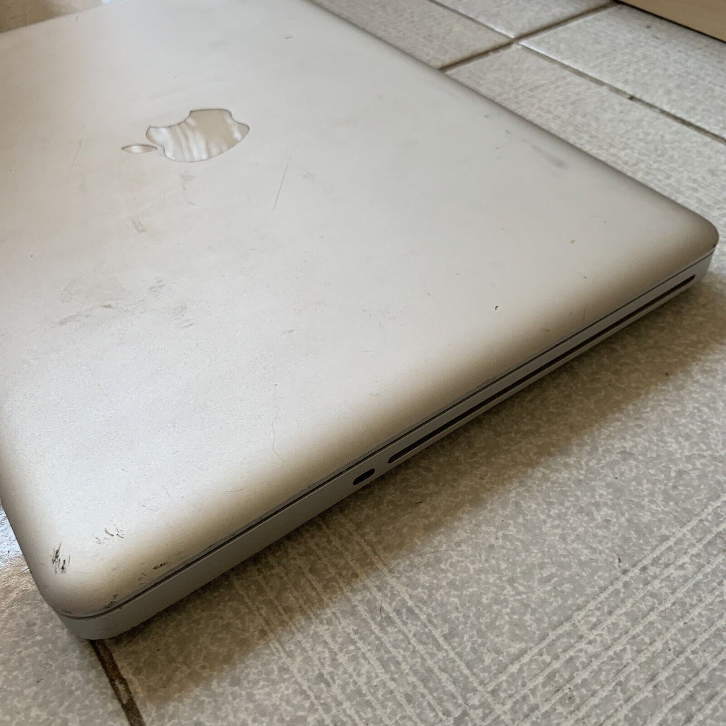 Apple MacBook A1278 i5 13.3" *For Parts Or Repair No HDD RAM Cracked Screen