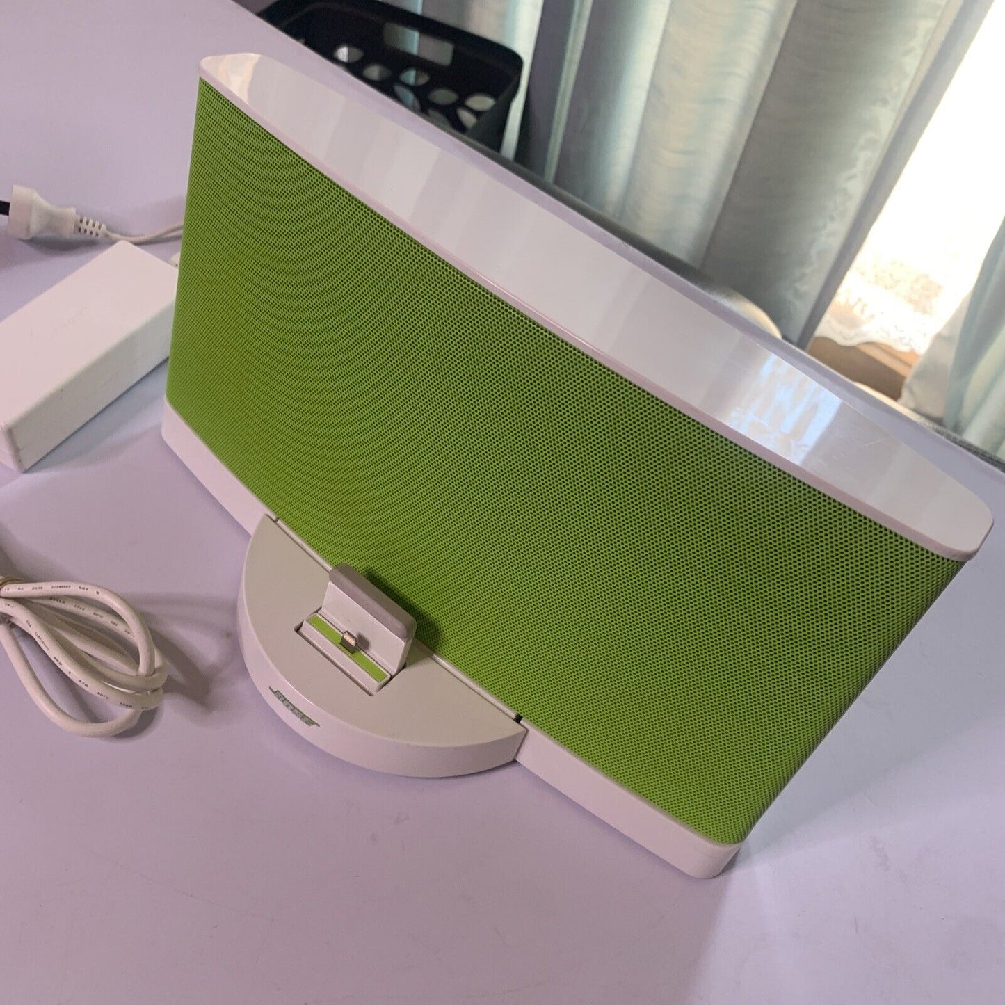 Bose SoundDock Series III Digital Music Speaker System Apple Lightning Connector