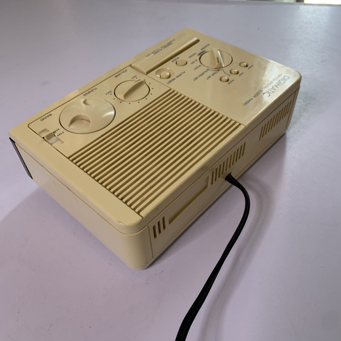 Sony Digimatic Alarm Clock Radio ICF-C3W Vintage Retro