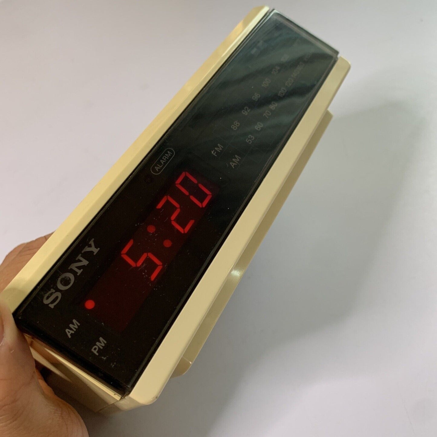 Sony Digimatic Alarm Clock Radio ICF-C3W Vintage Retro