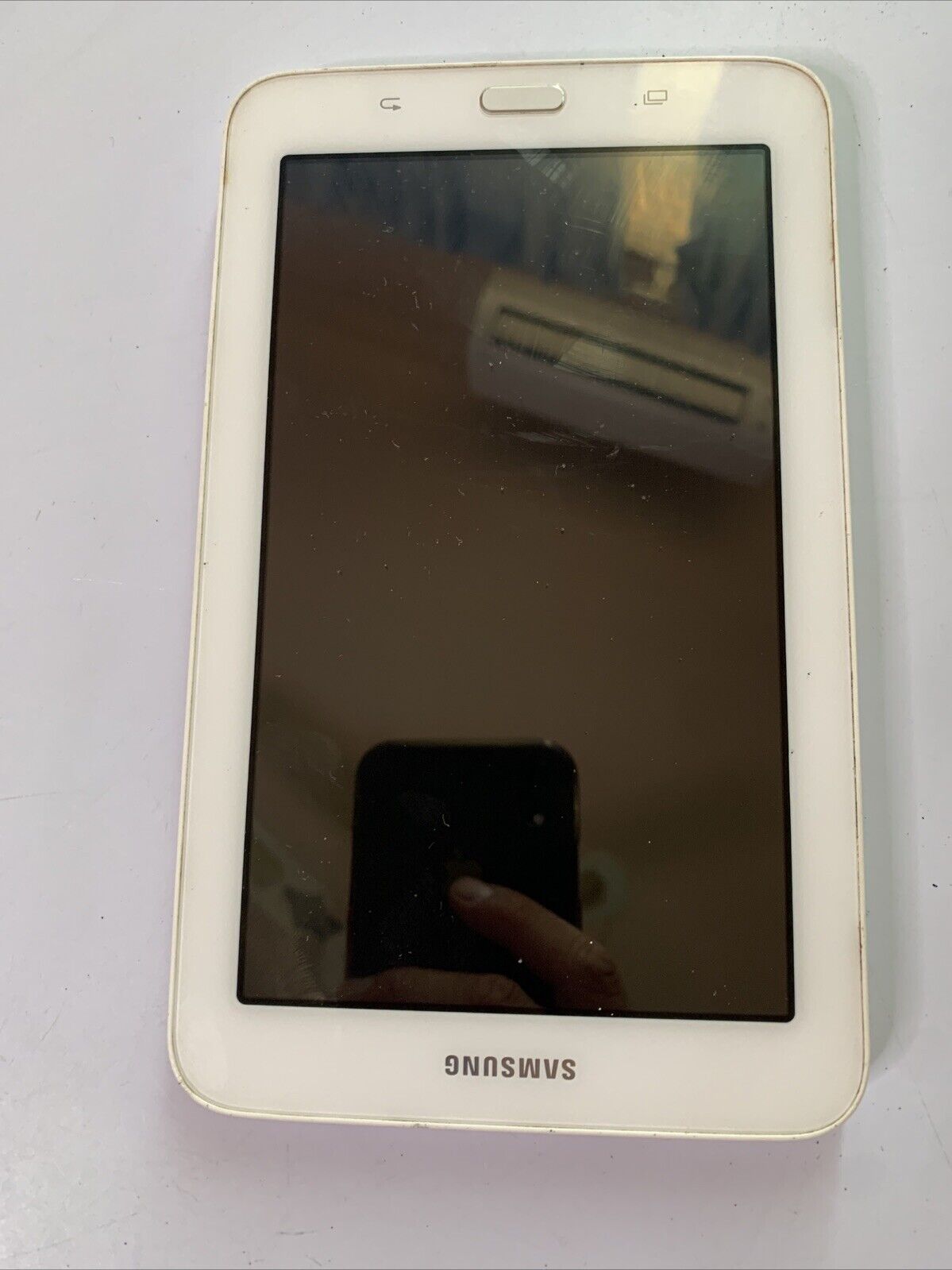 Samsung Galaxy Tab 3 Lite SM-T113 Tablet *Doesn't Turn On For Parts or Repair