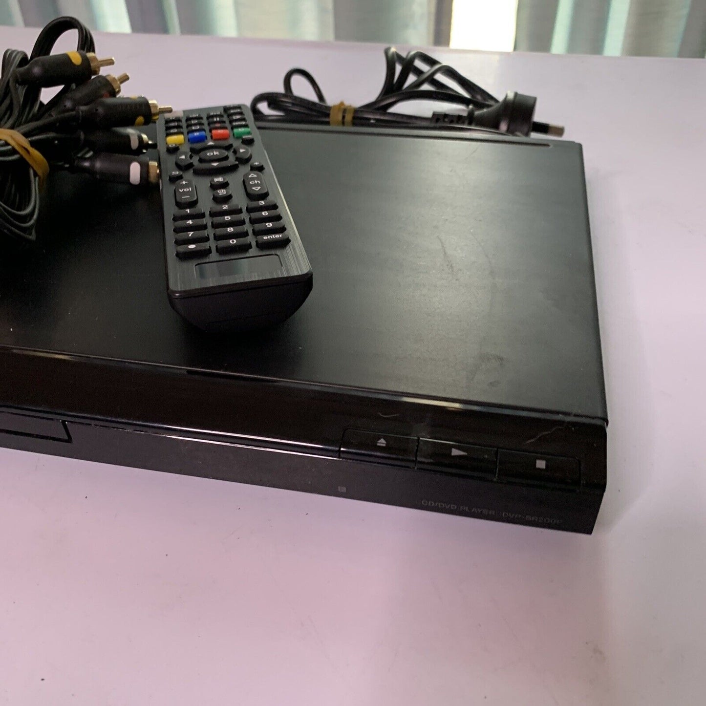Sony CD DVD Player DVP-SR200P with Remote Control Region 4