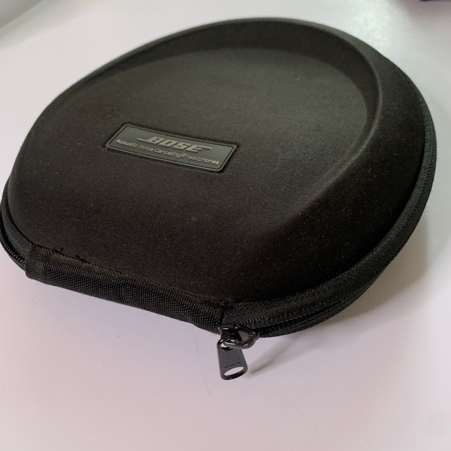 Genuine BOSE Noise Cancelling Quietcomfort Hardcover Headphones Case