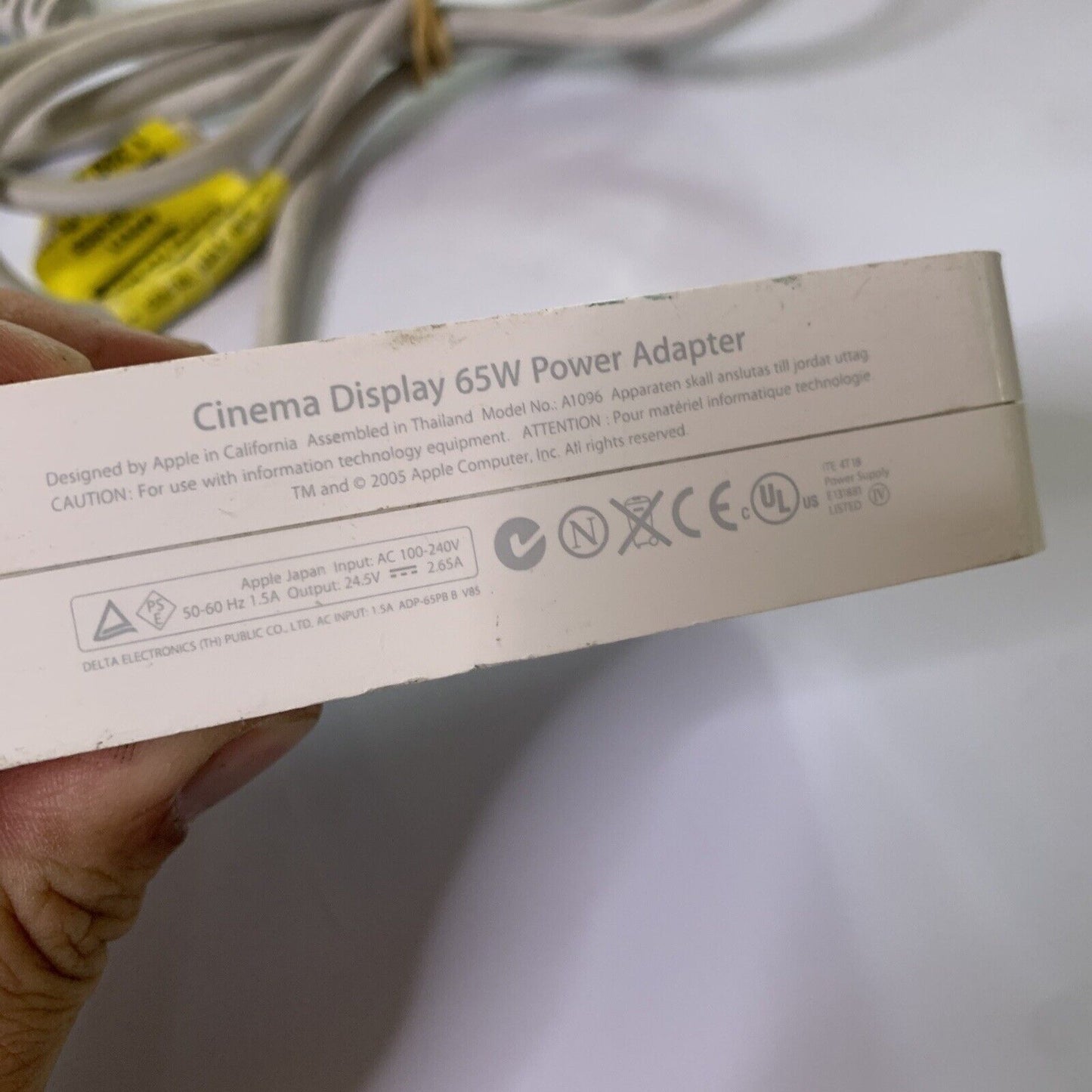 Genuine Apple Cinema Display 65W Power Adapter A1096 24.5V 2.65A with Power Cord