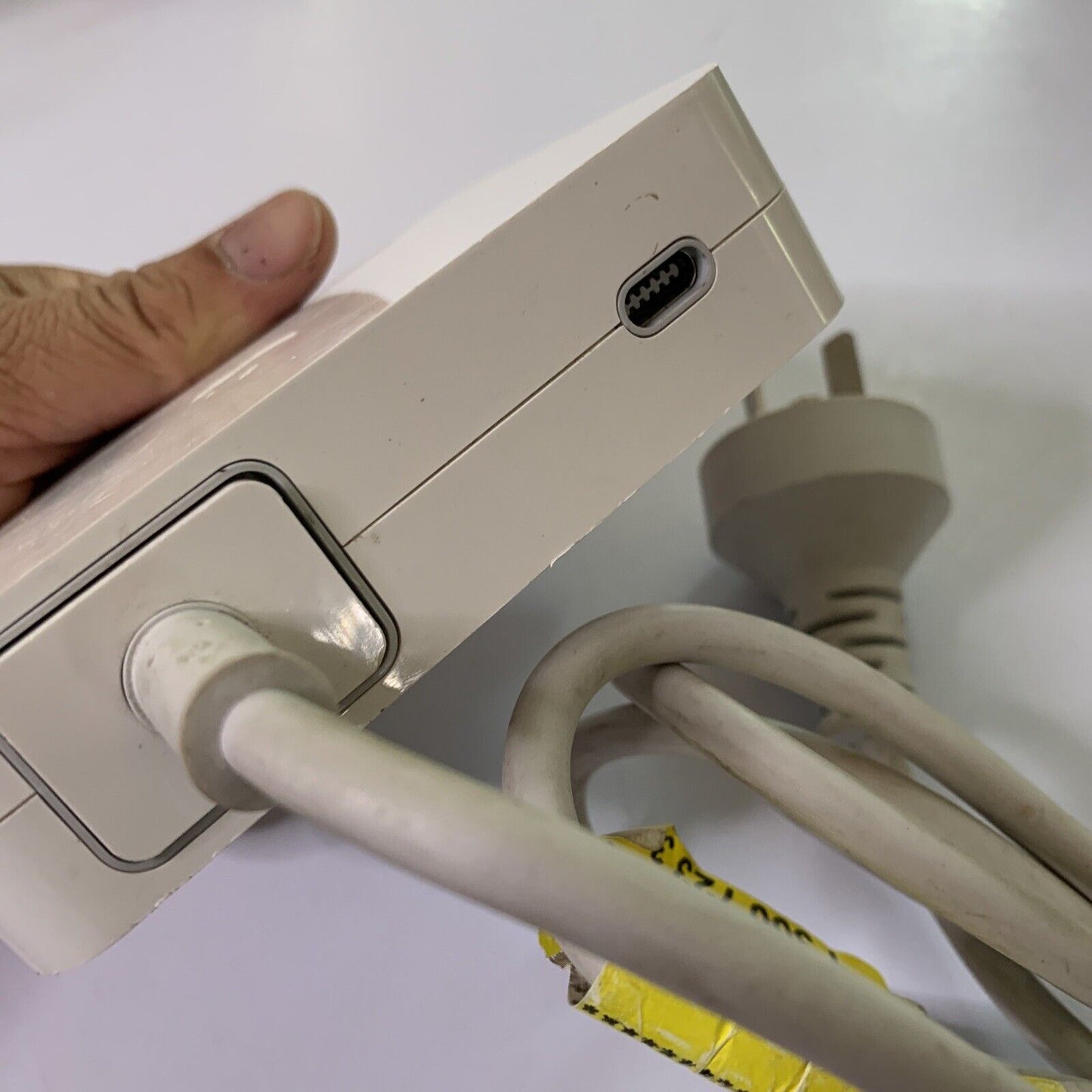 Genuine Apple Cinema Display 65W Power Adapter A1096 24.5V 2.65A with Power Cord