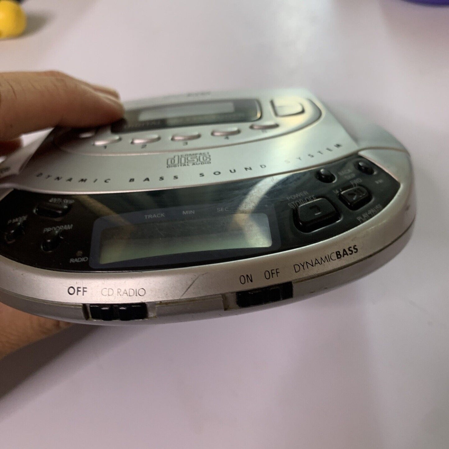 Akai Portable CD Player AM/FM Radio APCD-090 *Disc Not Playing