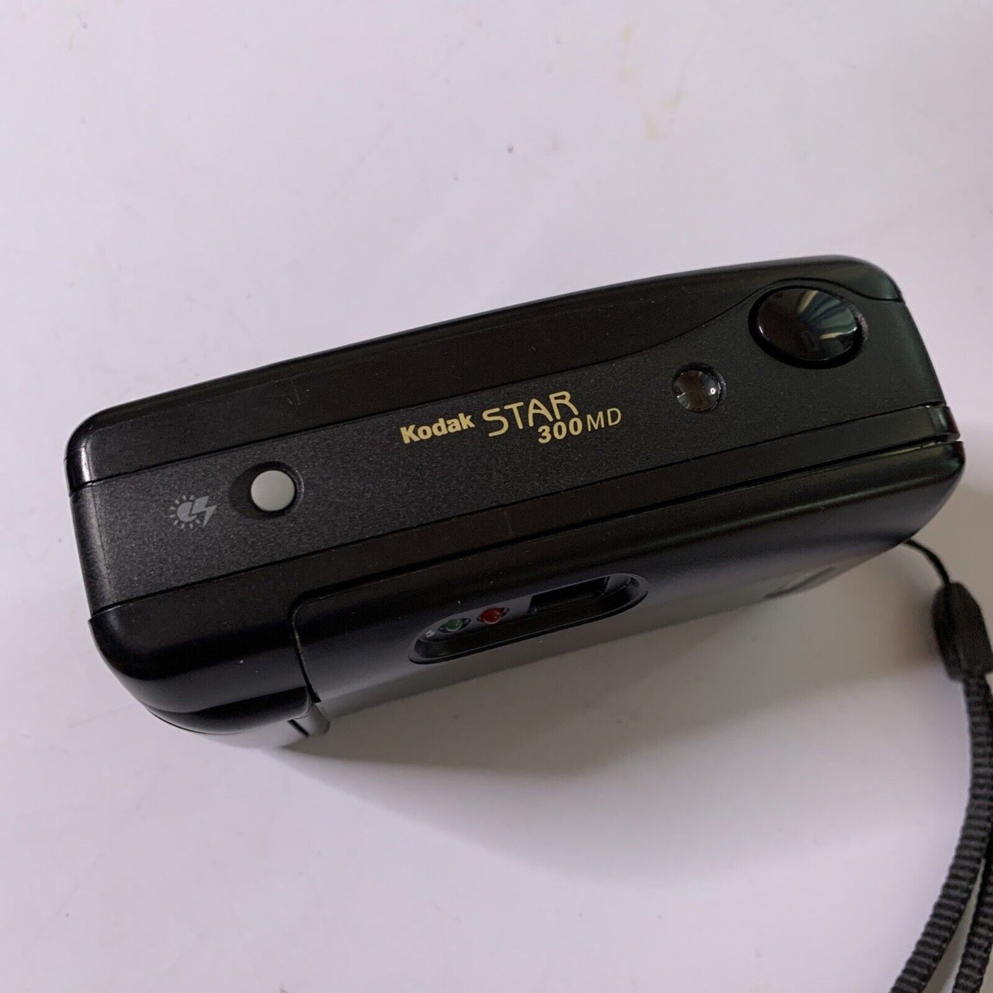 Kodak Star 300 MD Point And Shoot 35mm Film Camera  *Doesn't Turn On For Parts