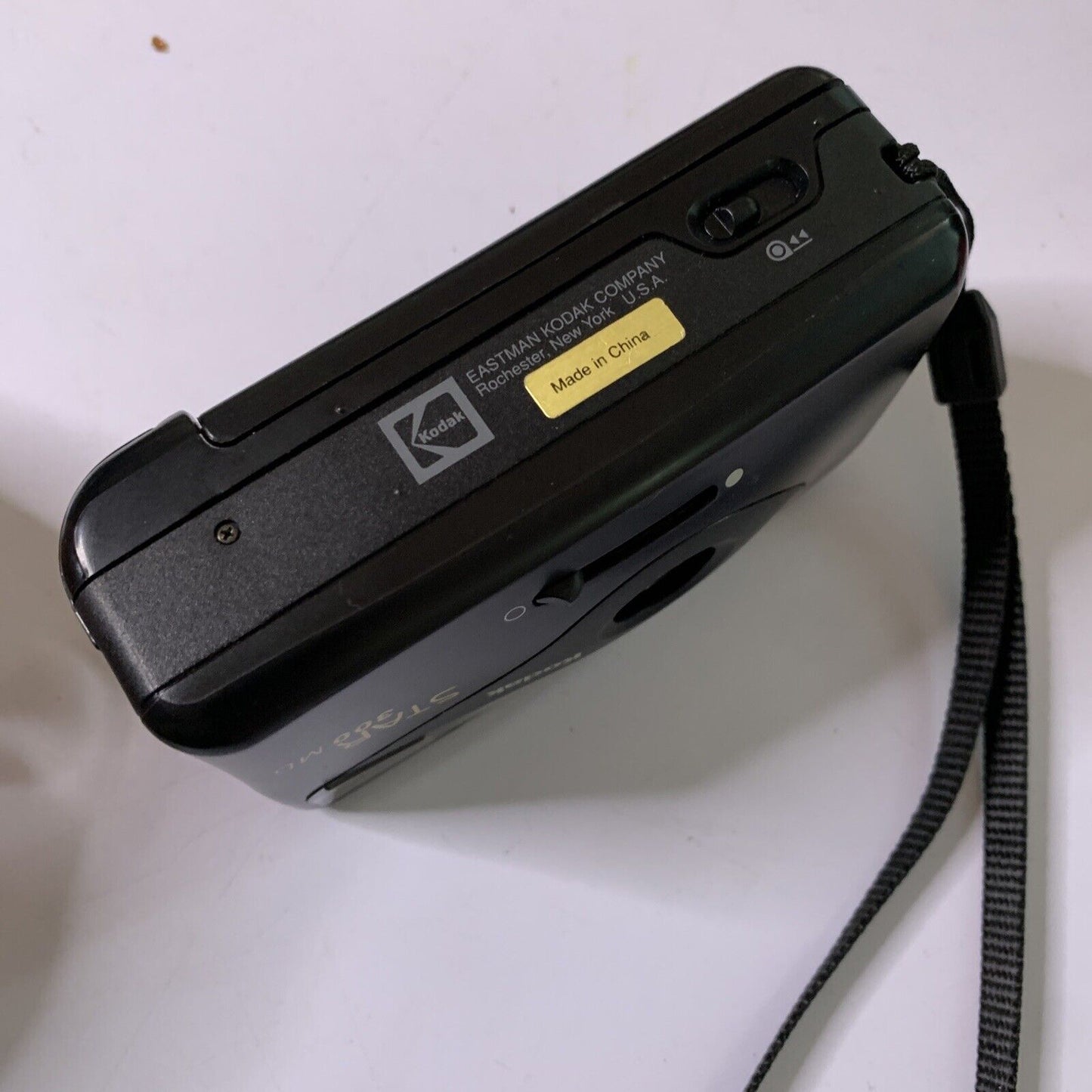 Kodak Star 300 MD Point And Shoot 35mm Film Camera  *Doesn't Turn On For Parts