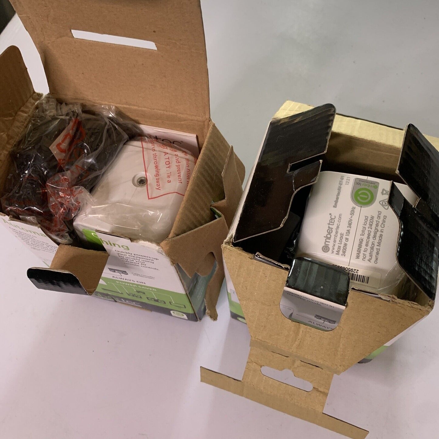 2x Embertec Emberplug AV-ET-01 Smart Power Saver Saving Plug