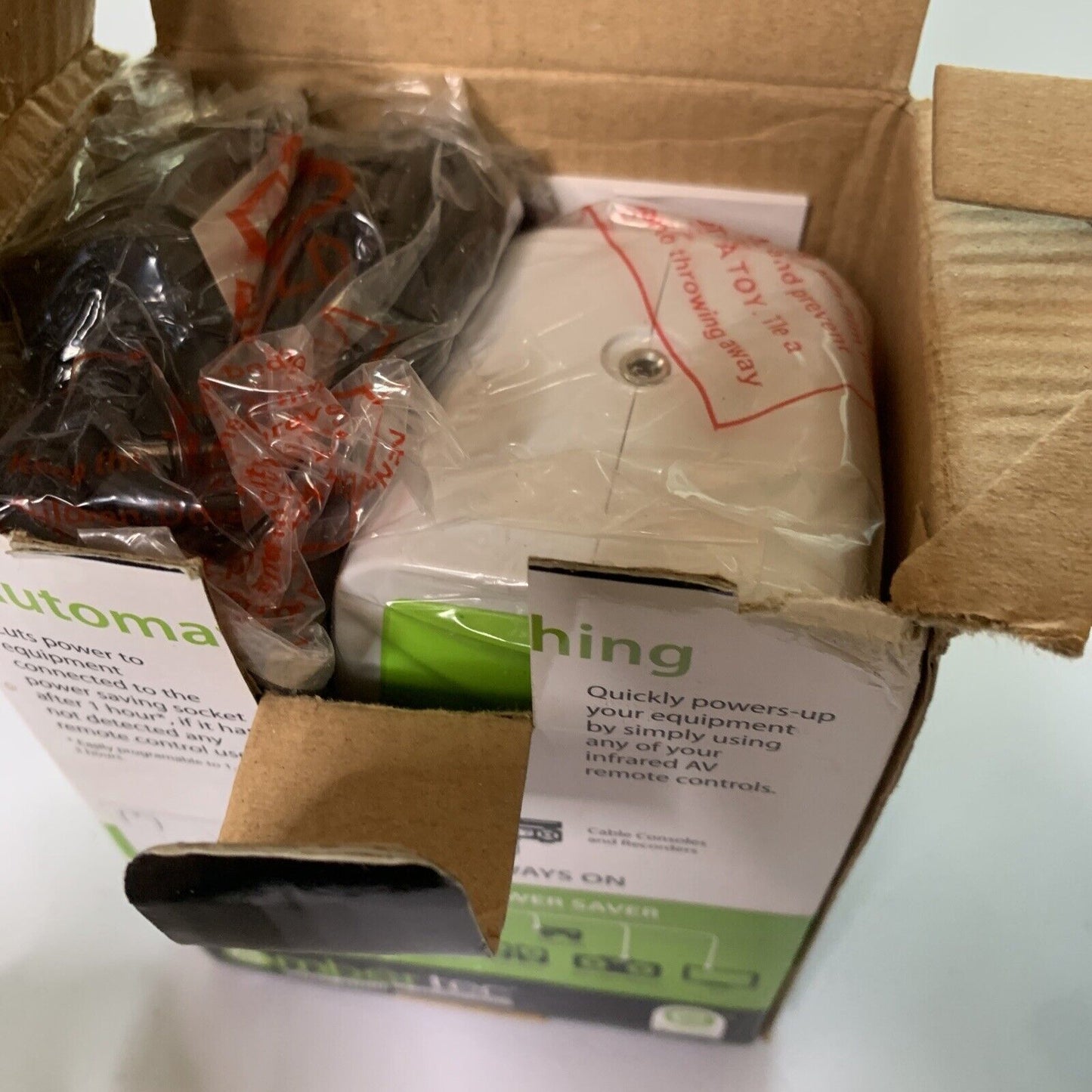 2x Embertec Emberplug AV-ET-01 Smart Power Saver Saving Plug