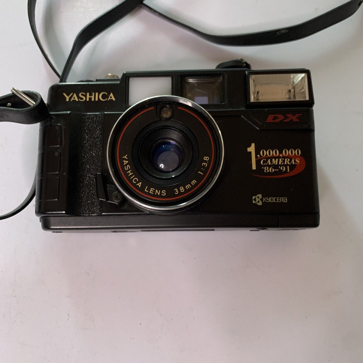 Yashica DX 35mm Film Camera 38mm Lens 1:3.8 with Flash