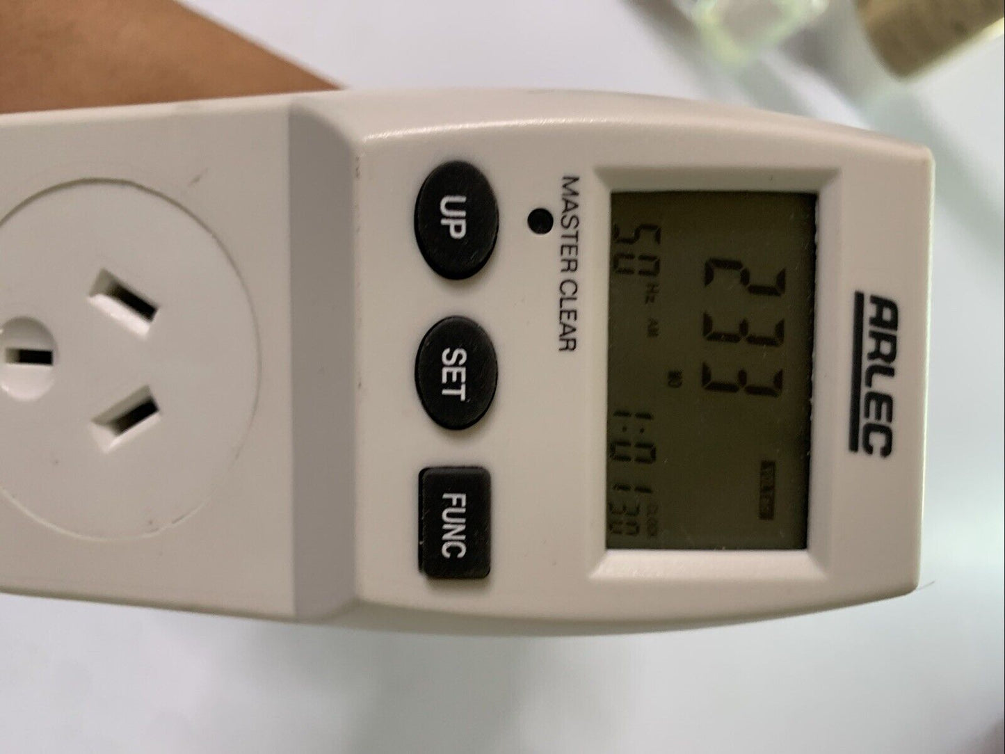 Arlec PC222 LCD Electrical Energy Cost Meter Monitor