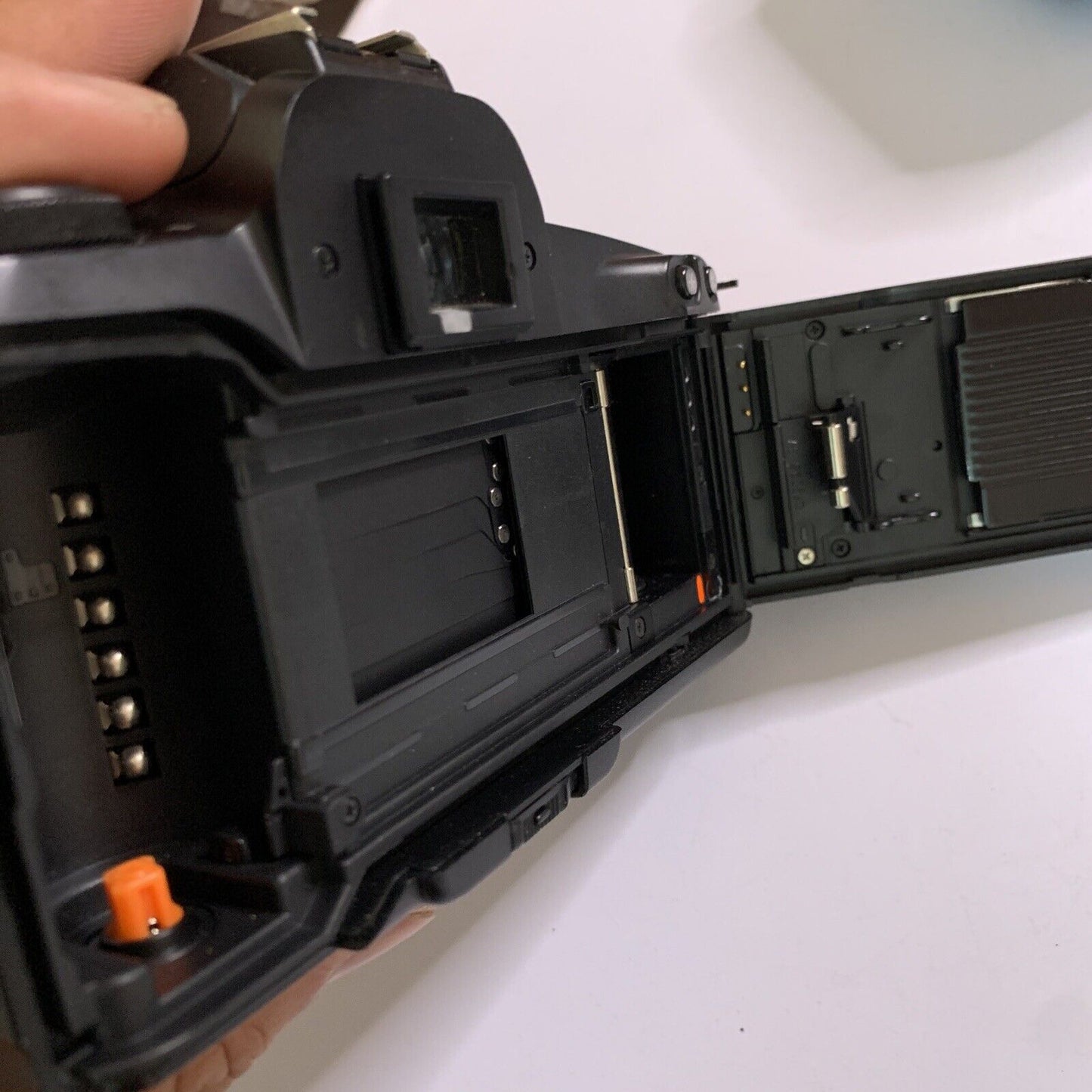 Canon EOS Kiss Camera Body Only *LCD Screen Cracked