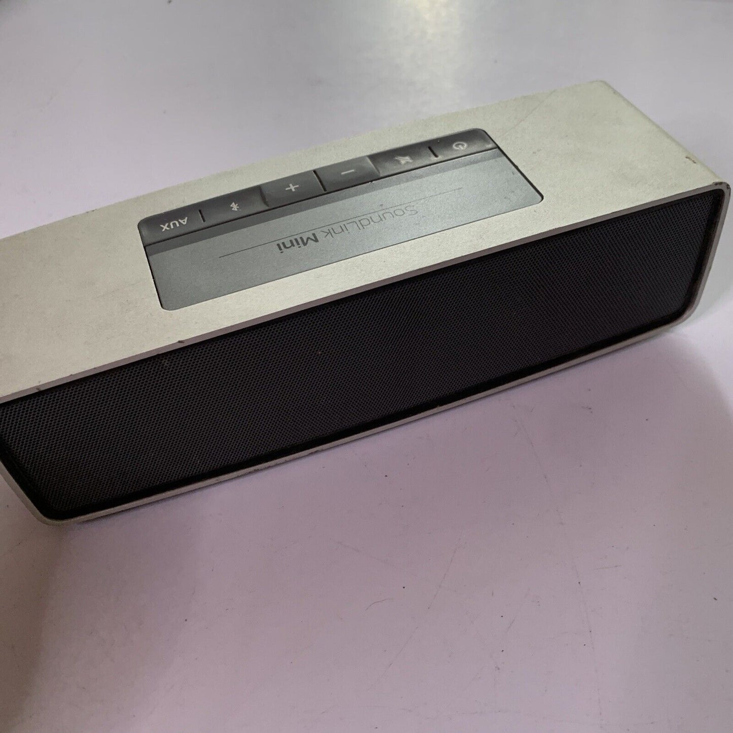 Bose Soundlink Mini Bluetooth Portable Speaker *Doesn't Turn On For Parts Repair
