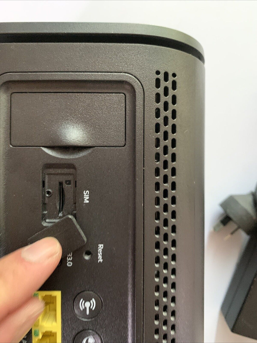Optus Sagemcom Fast 5393 LTE Ultra WiFi Gen 2 NBN Modem Wirelesss Rout ...