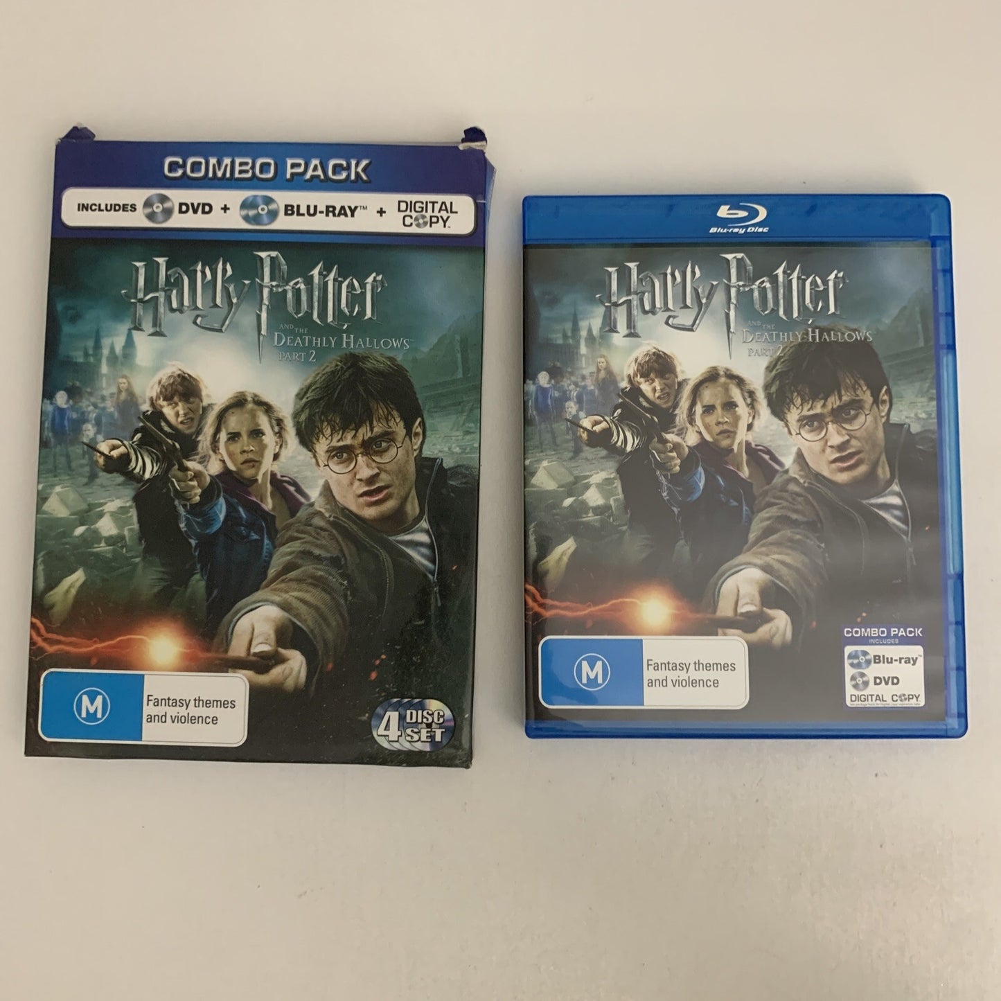Harry Potter And The Deathly Hallows : Part 2 (Blu-ray & DVD) Region B &4