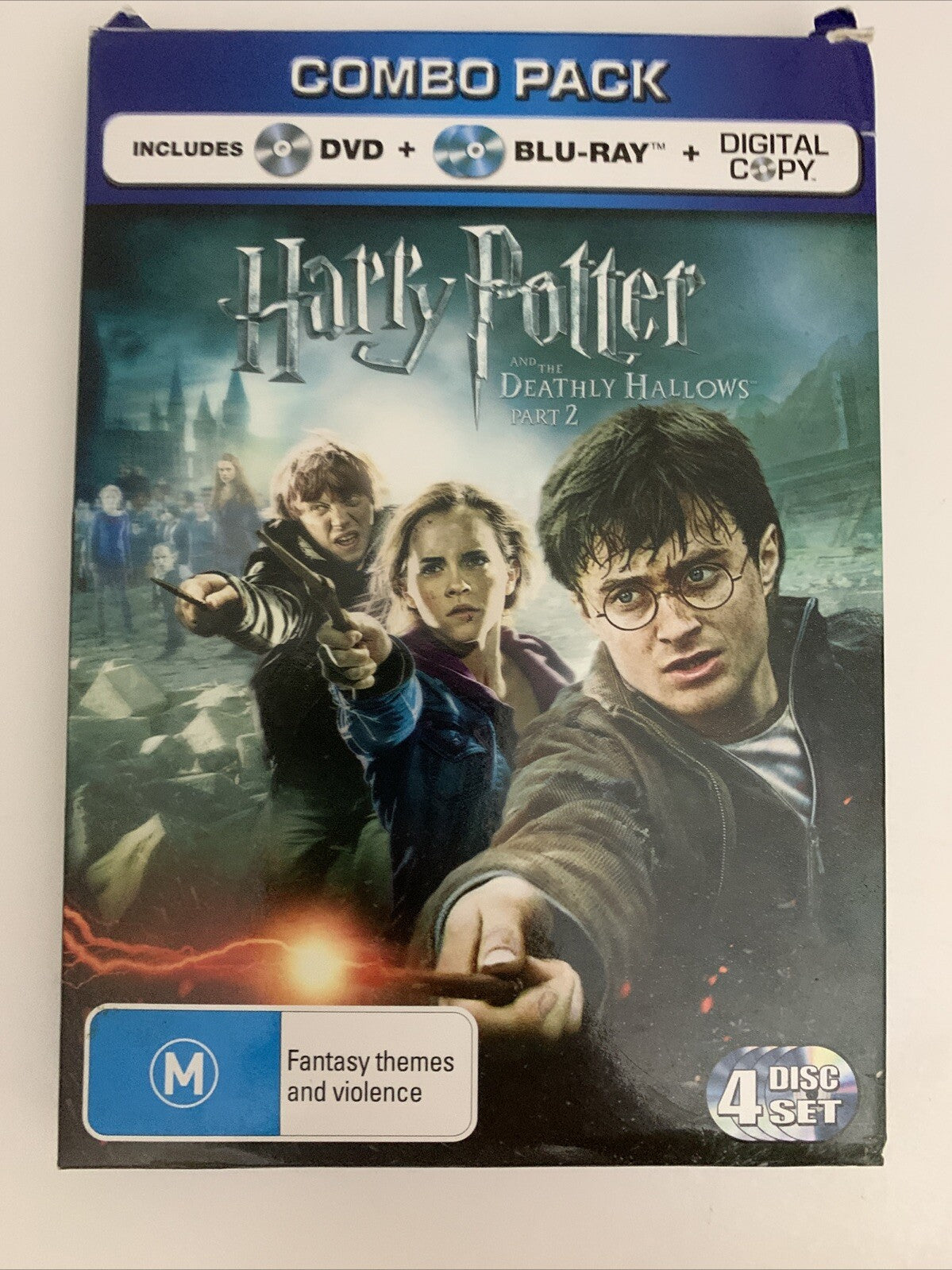 Harry Potter And The Deathly Hallows : Part 2 (Blu-ray & DVD) Region B &4