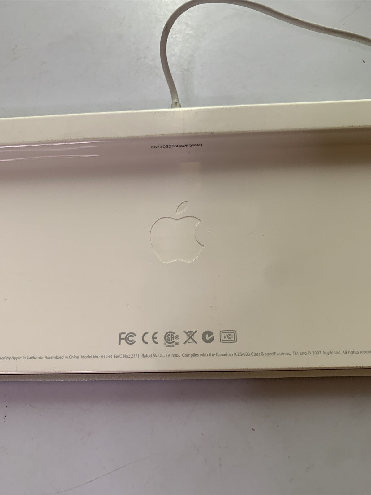 Apple Aluminum Keyboard with Numeric Keypad MB110LL/B A1243 Dual USB Output