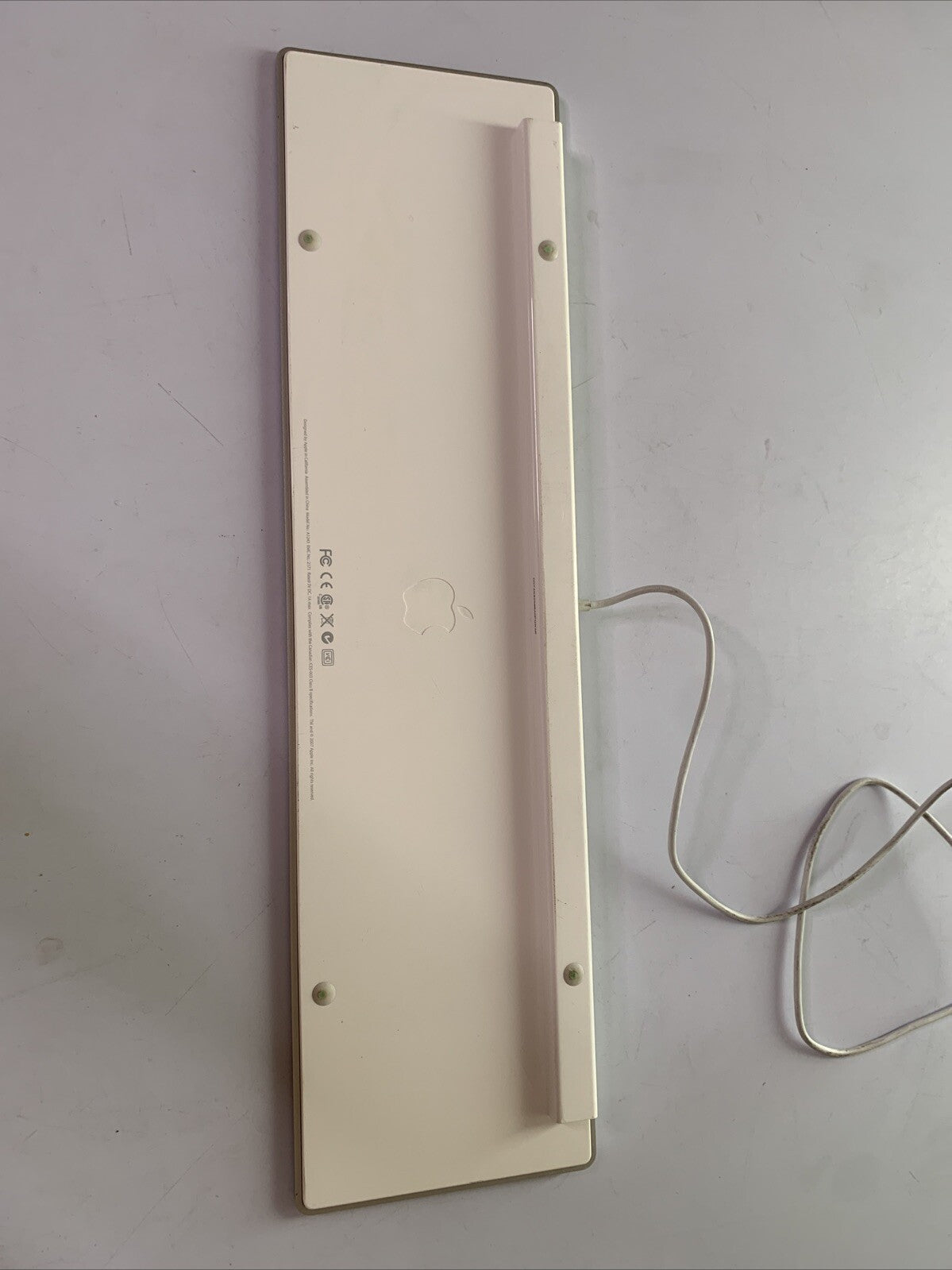 Apple Aluminum Keyboard with Numeric Keypad MB110LL/B A1243 Dual USB Output