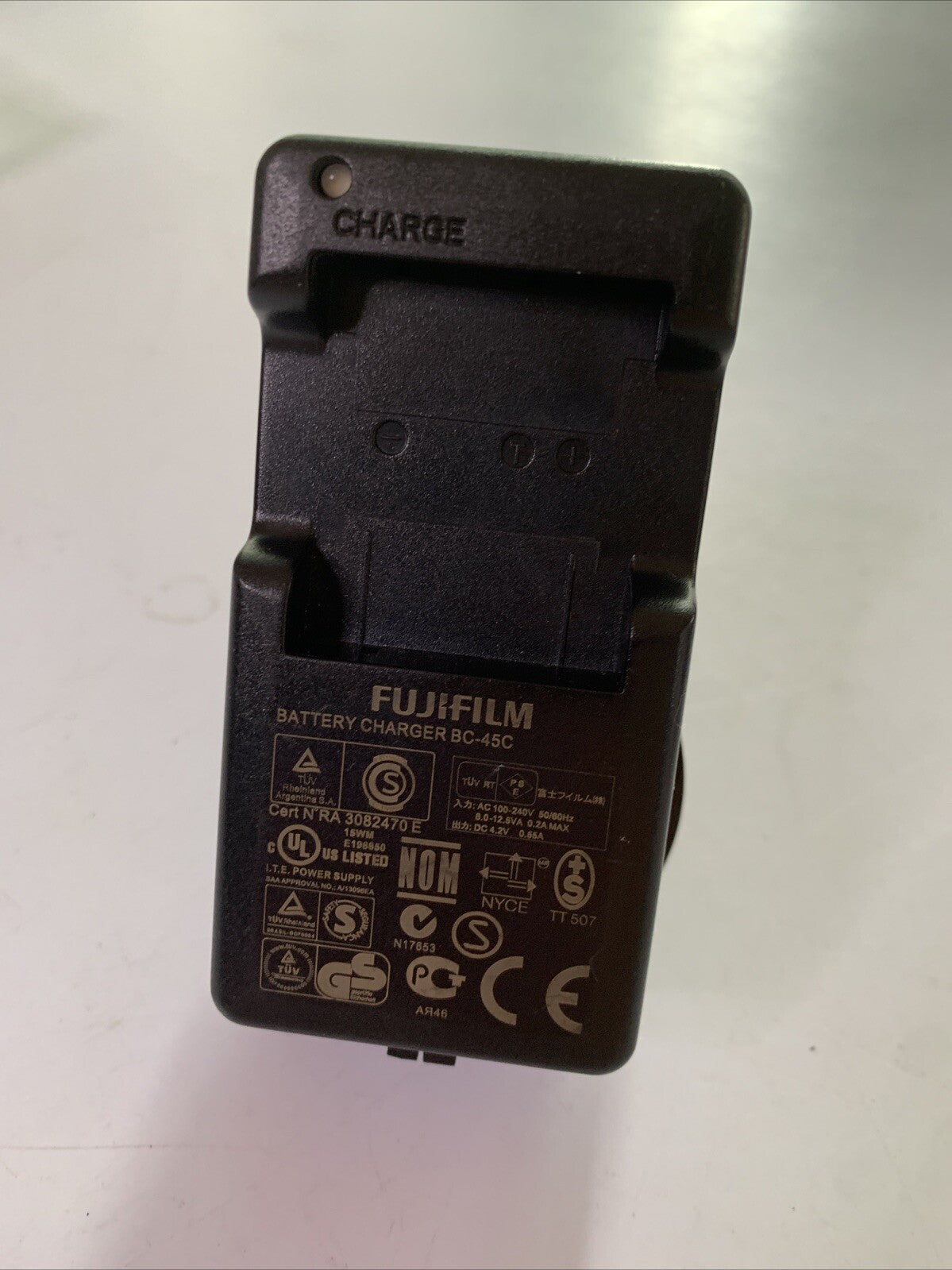 Genuine Fujifilm Camera Battery Charger BC-45C for NP-45 NP-45A NP-45S Battery