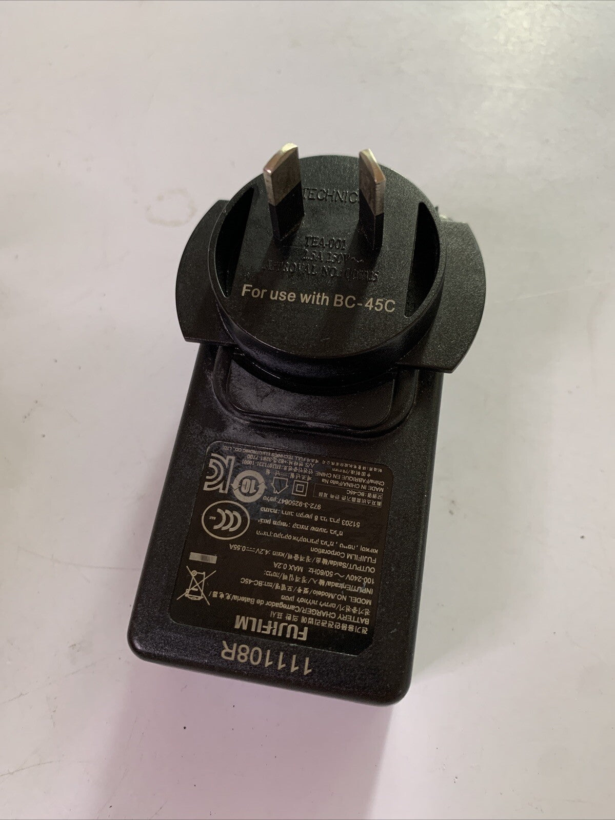 Genuine Fujifilm Camera Battery Charger BC-45C for NP-45 NP-45A NP-45S Battery