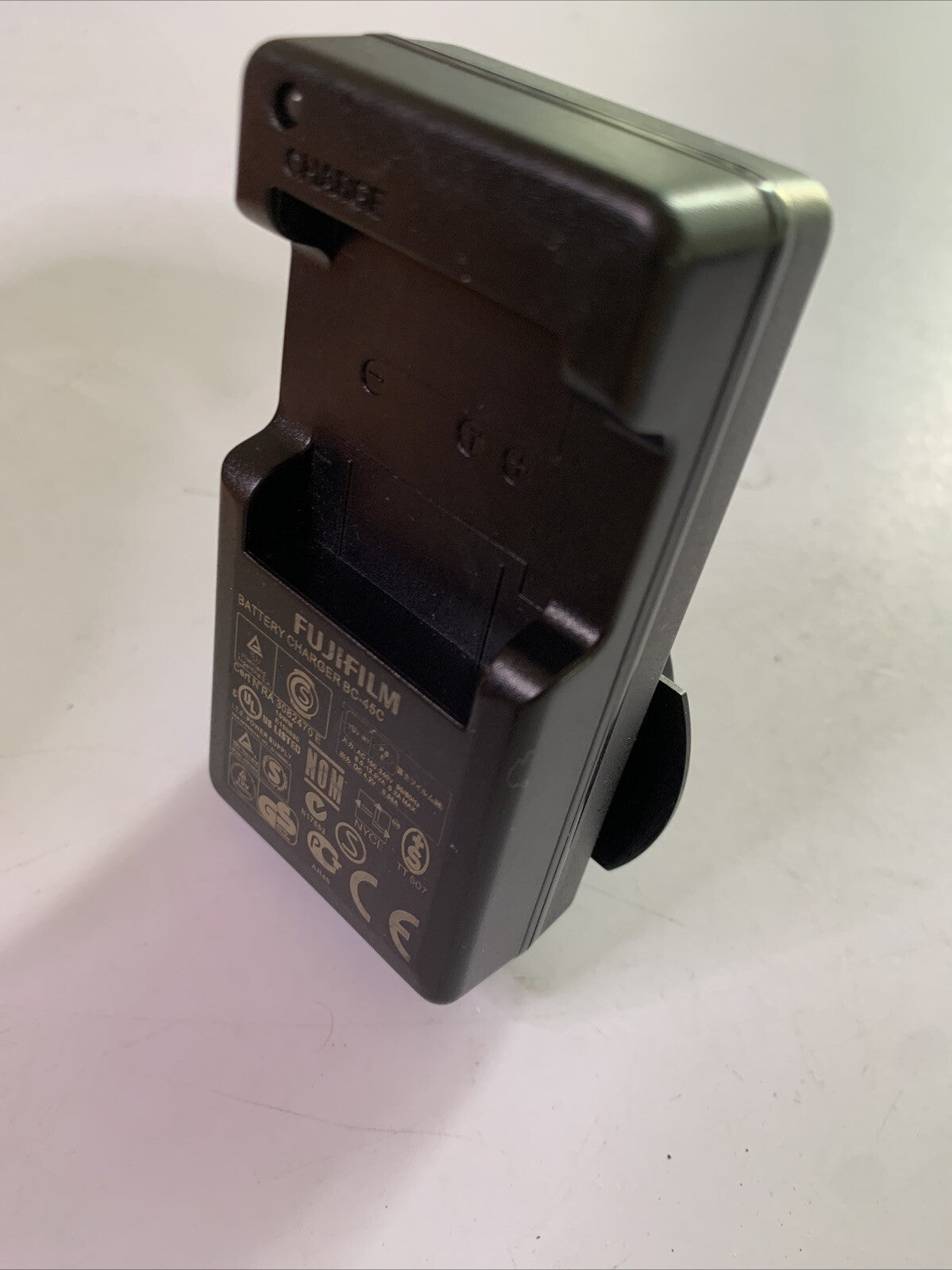 Genuine Fujifilm Camera Battery Charger BC-45C for NP-45 NP-45A NP-45S Battery