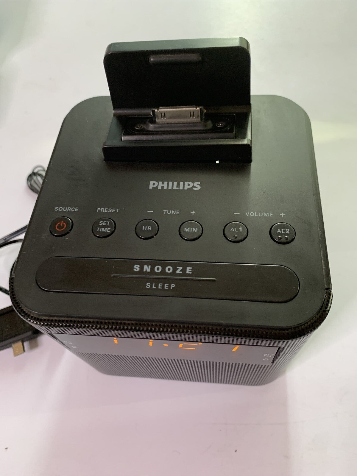 Philips Alarm Clock Radio iPod Micro-USB USB Dock AJ3200/79