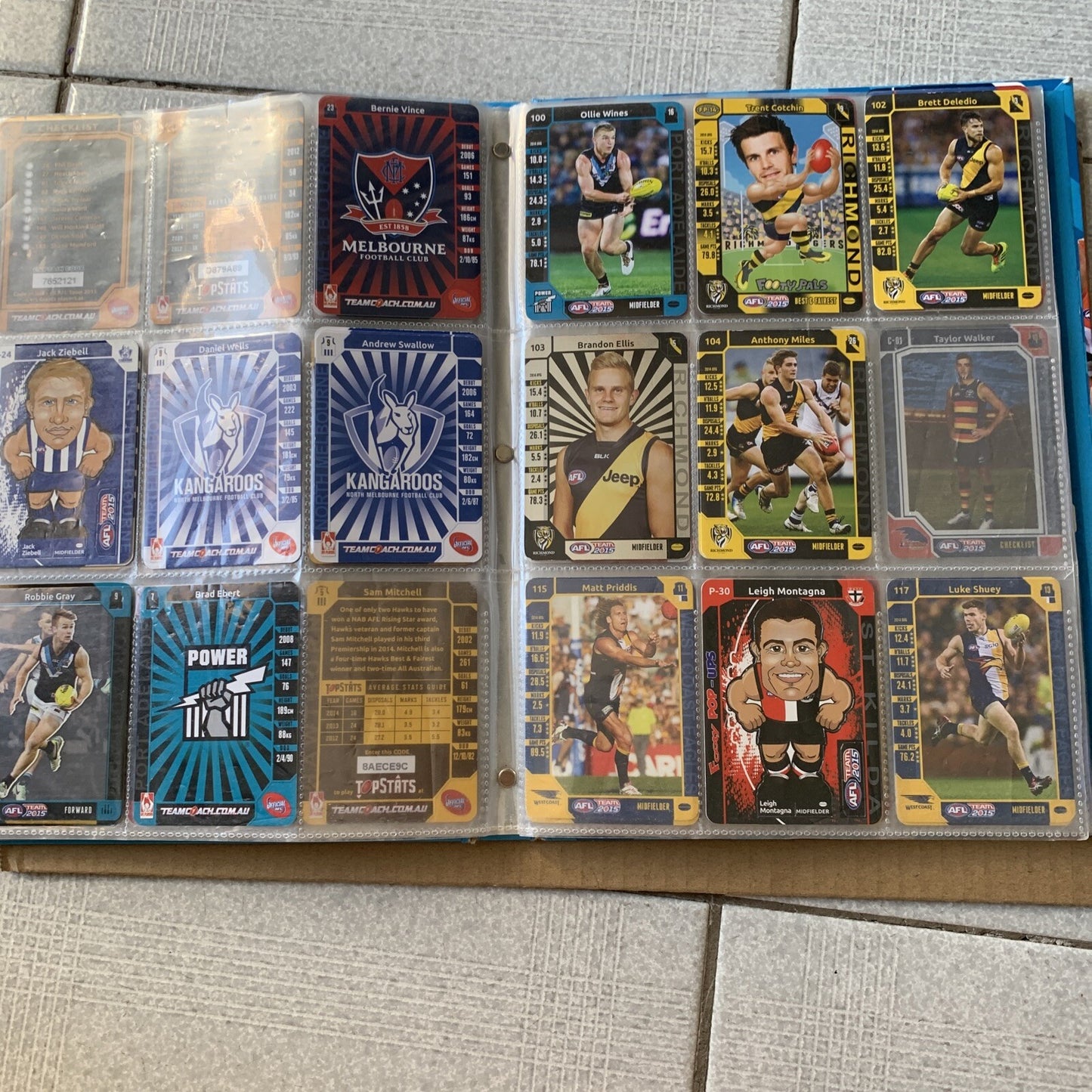 AFL Team 2015 Official Game Cards & Folder with Footy Cards