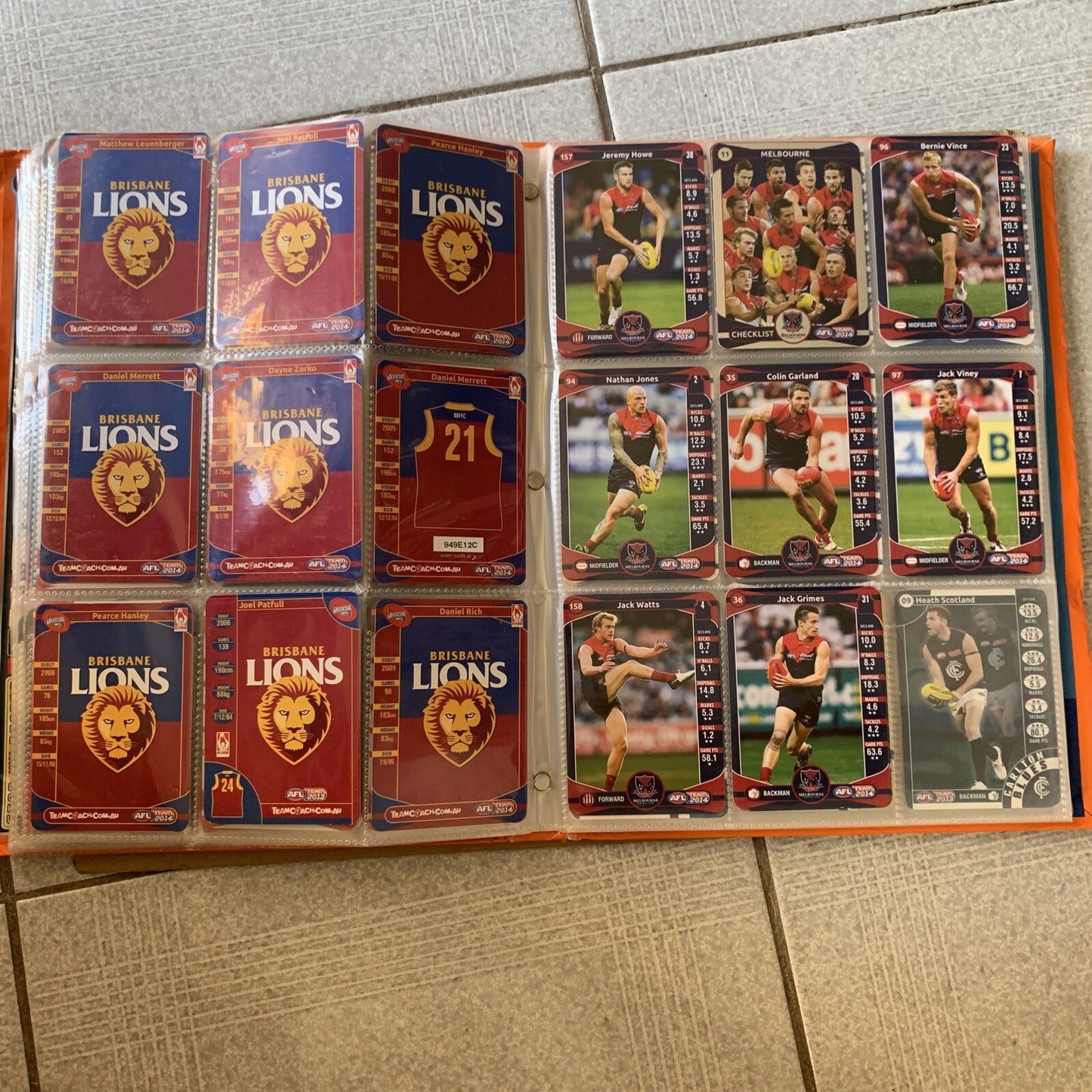 AFL Team 2014 Official AFL Game Cards Album + Cards