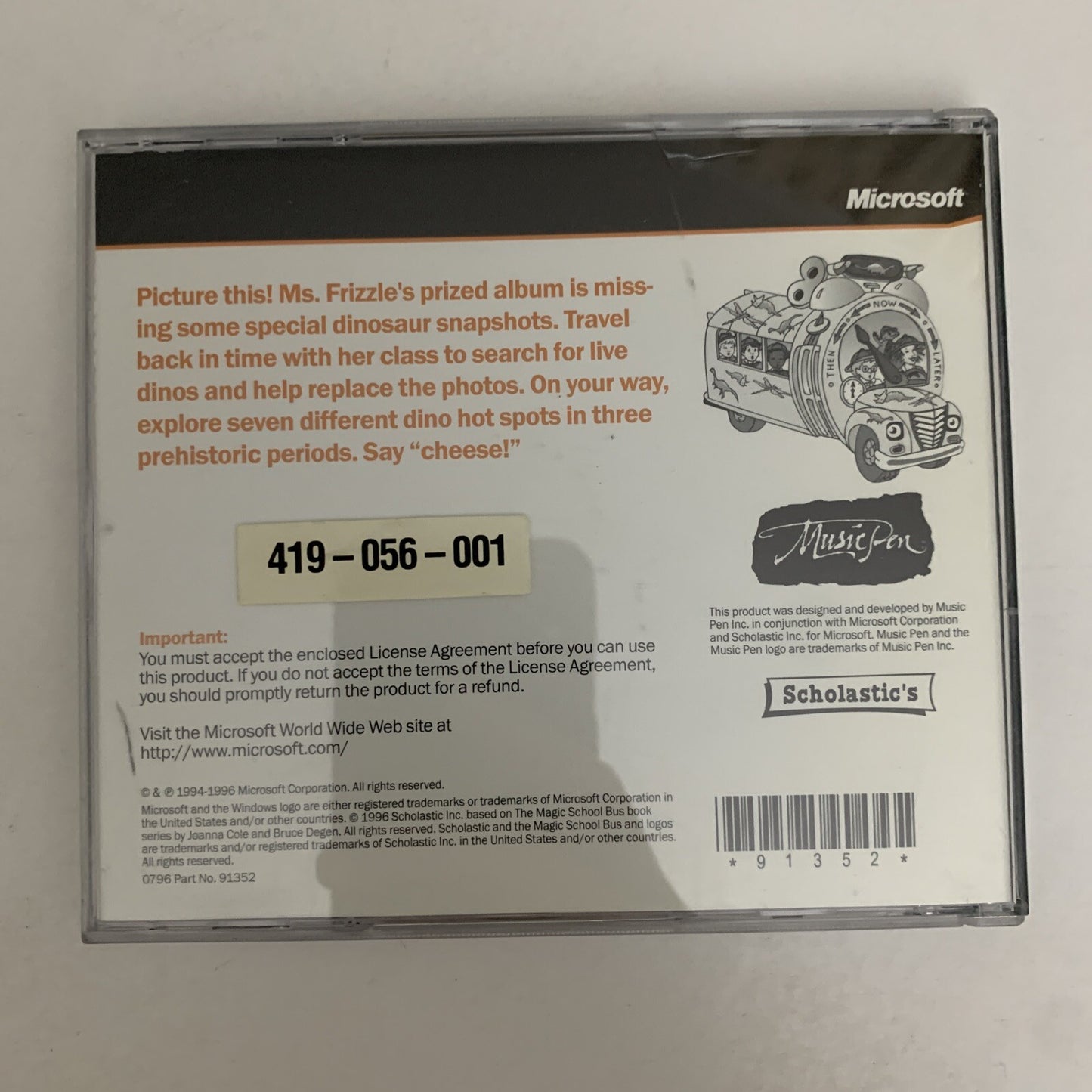 The Magic School Bus Explores In The Age Of Dinosaurs PC CD-ROM Educational Game