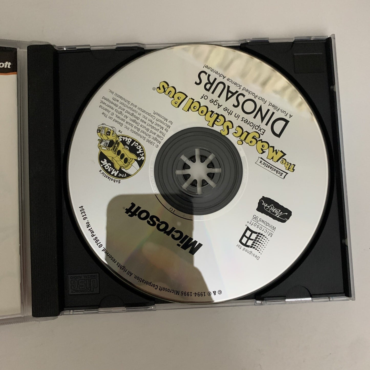 The Magic School Bus Explores In The Age Of Dinosaurs PC CD-ROM Educational Game