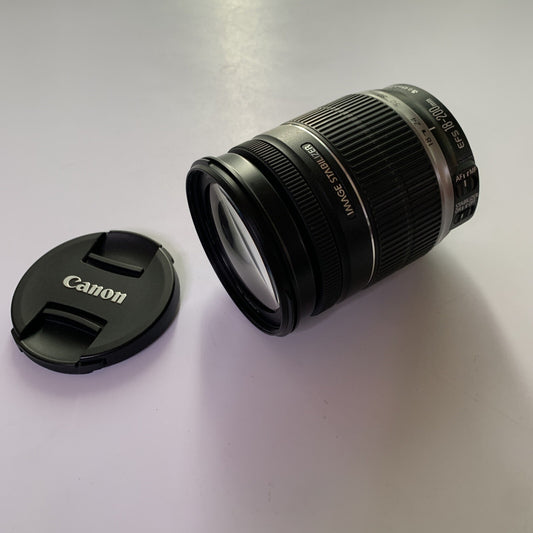 Canon Zoom Lens EF-S 18-200mm 1:3.5-5.6 IS 72mm  Image Stabiliser
