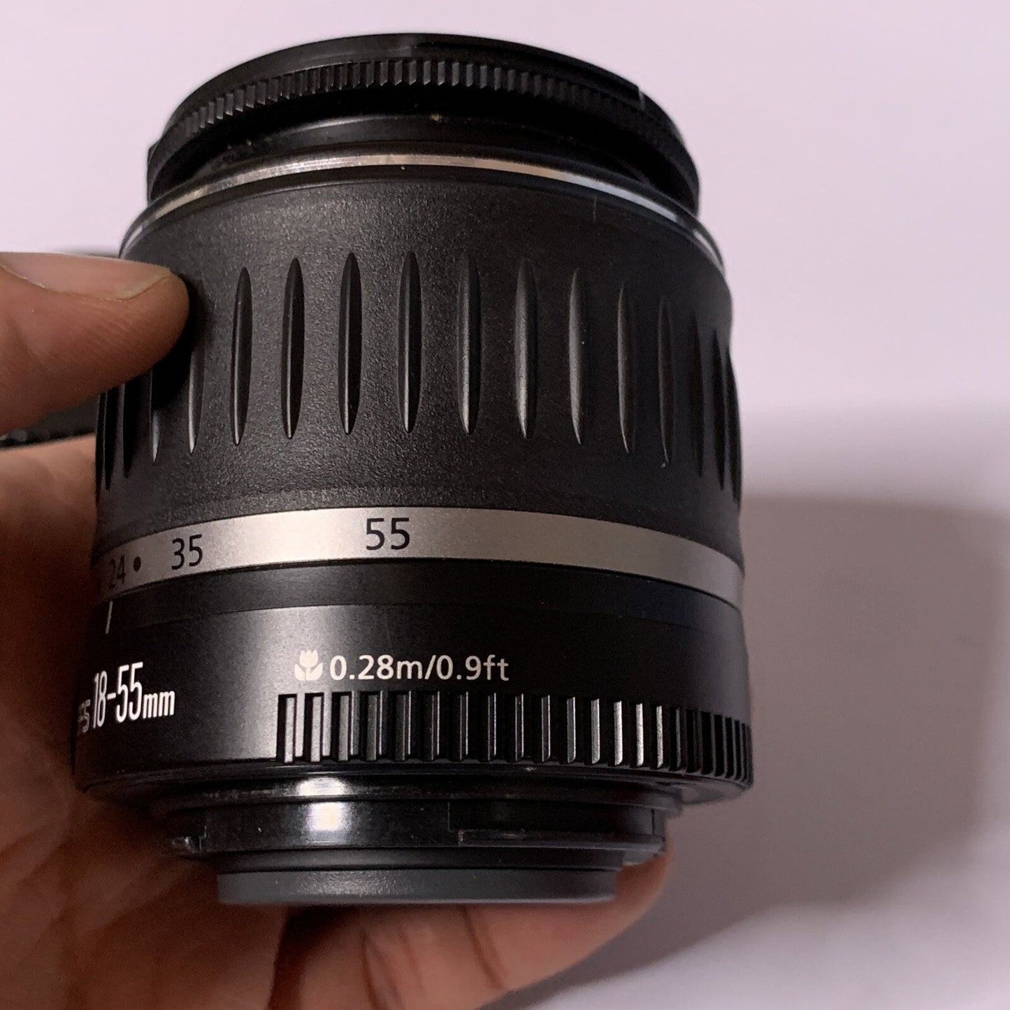 Canon Zoom Lens EF-S 18-55mm 1:3.5-5.6 IS 58mm 0.25m/0.8ft
