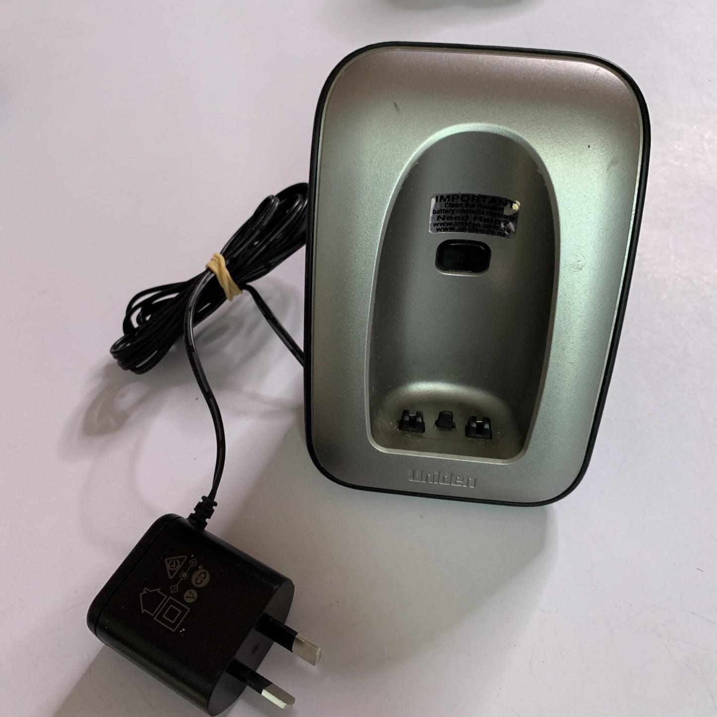 Uniden DECT1715 Extension Cordless Handset Charger & PS-S635YL3(R) Power Supply