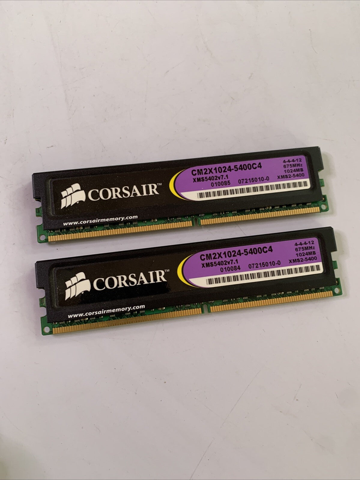 2GB RAM 2x Corsair 1GB DDR2 675MHZ Desktop Memory CM2X1024-5400C4