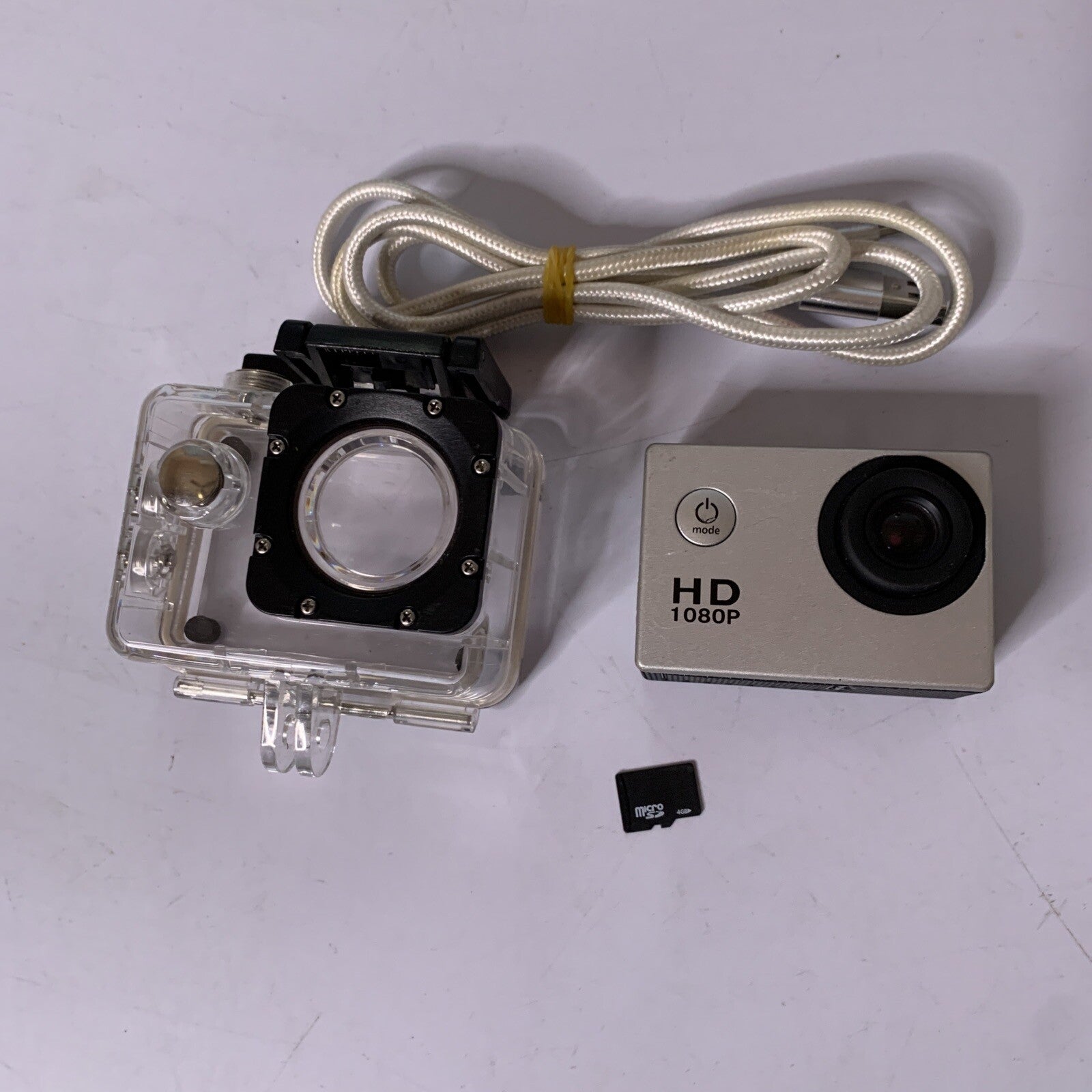 HD Action Camera Waterproof Case + 4GB MicroSD Card – Retro Unit