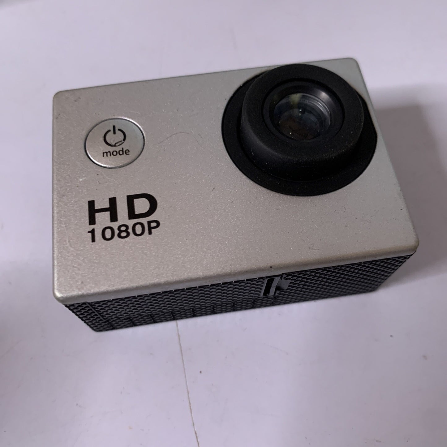 HD Action Camera Waterproof Case + 4GB MicroSD Card