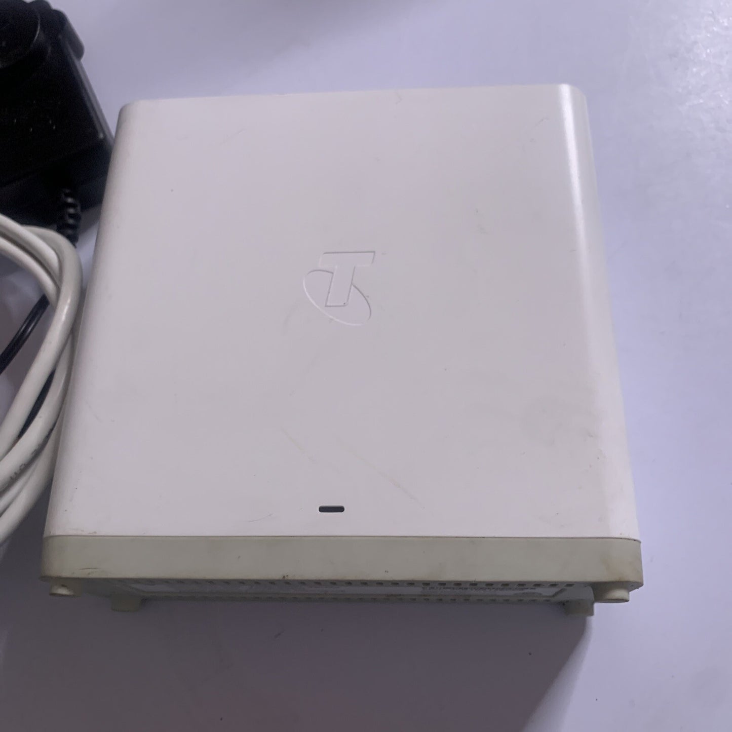Telstra Smart WiFi Booster Mesh Gen 2 Extender Wi-Fi Network Coverage M35H-MAP
