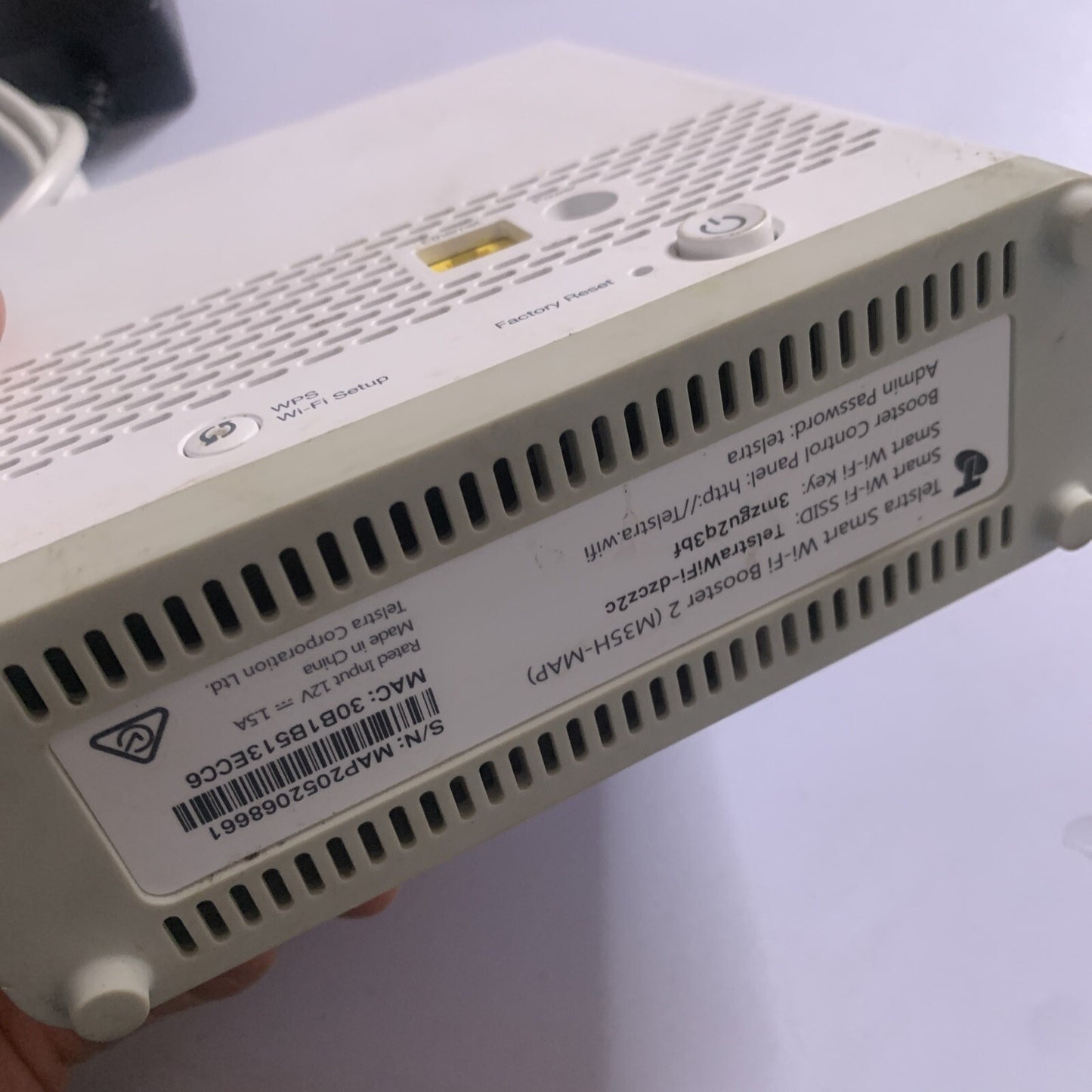 Telstra Smart WiFi Booster Mesh Gen 2 Extender Wi-Fi Network Coverage M35H-MAP