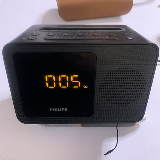 Philips Bluetooth Radio Alarm Clock AJT5300/79