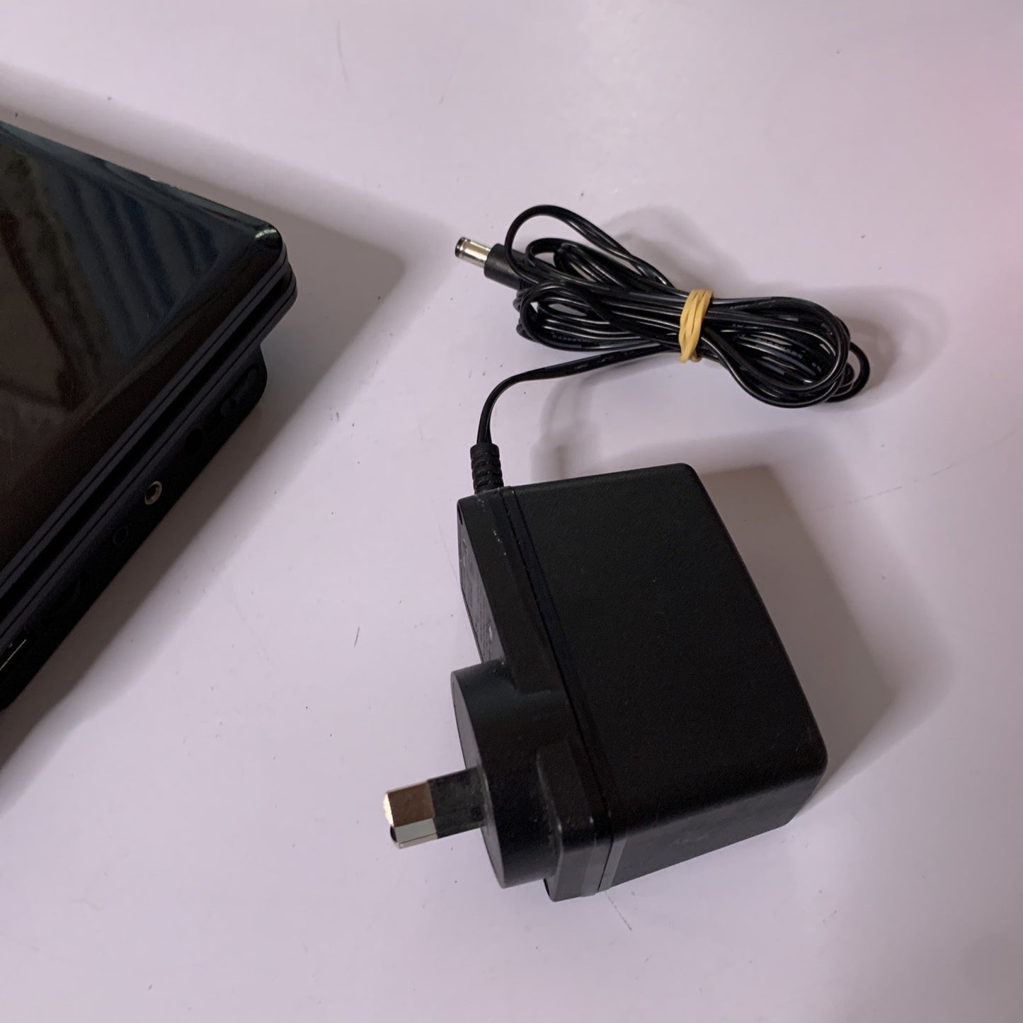 Dick Smith 7" DVD Player With Power Supply D62001