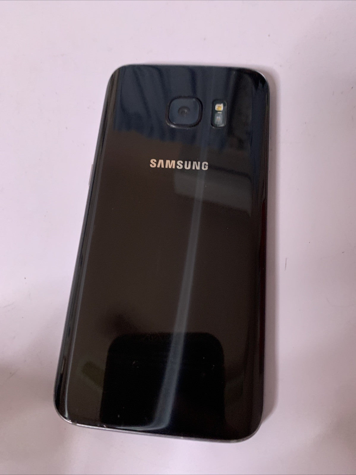Samsung Galaxy S7 32GB SM-G930F  *Doesn't Turn On For Parts Or Repair