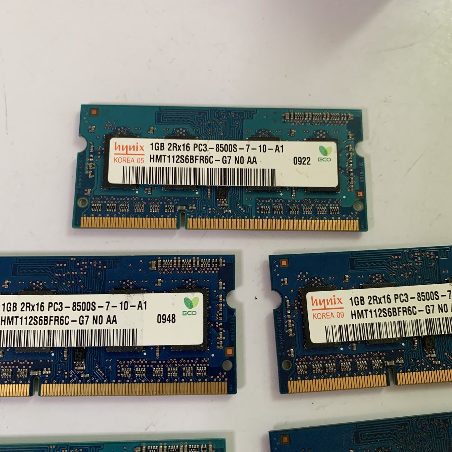 5x Hynix 1GB DDR3 RAM Sodimm Laptop 2Rx16 PC3-8500S-7-10-A1 Total 5GB