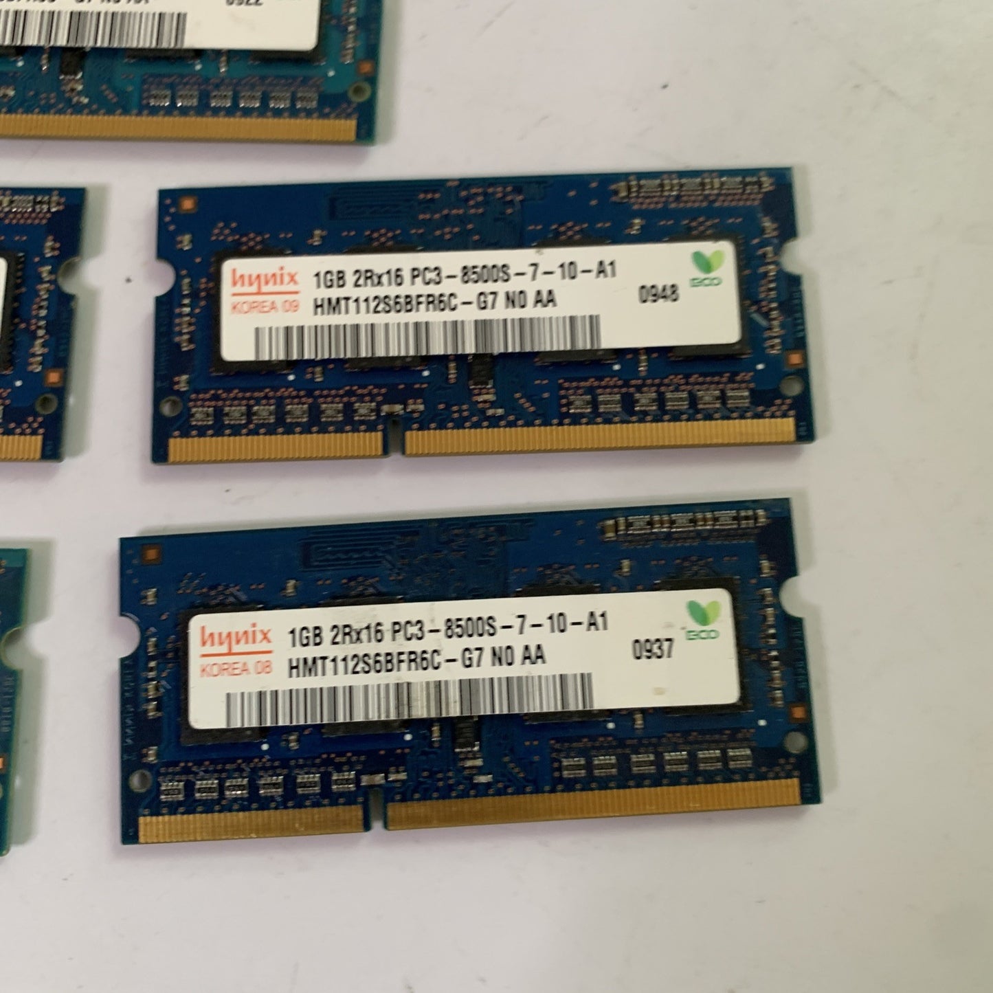 5x Hynix 1GB DDR3 RAM Sodimm Laptop 2Rx16 PC3-8500S-7-10-A1 Total 5GB