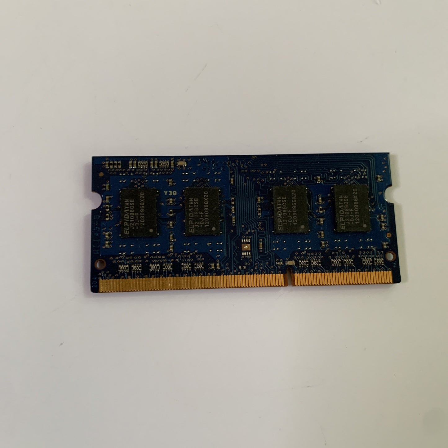 ELPIDA 2GB DDR Sodimm Laptop RAM 1Rx8 PC3-10600S-9-10-B2
