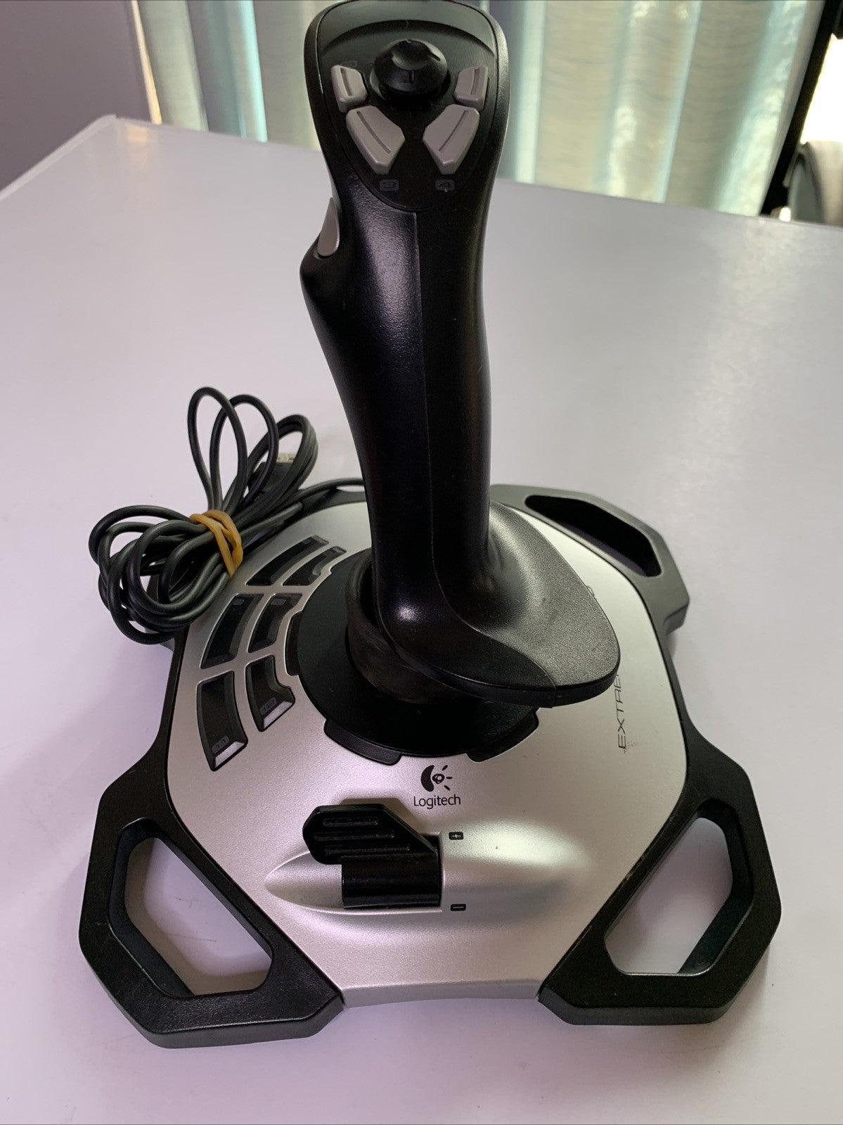 Logitech Extreme 3D Pro Joystick Flight Sim Controller J-UK17