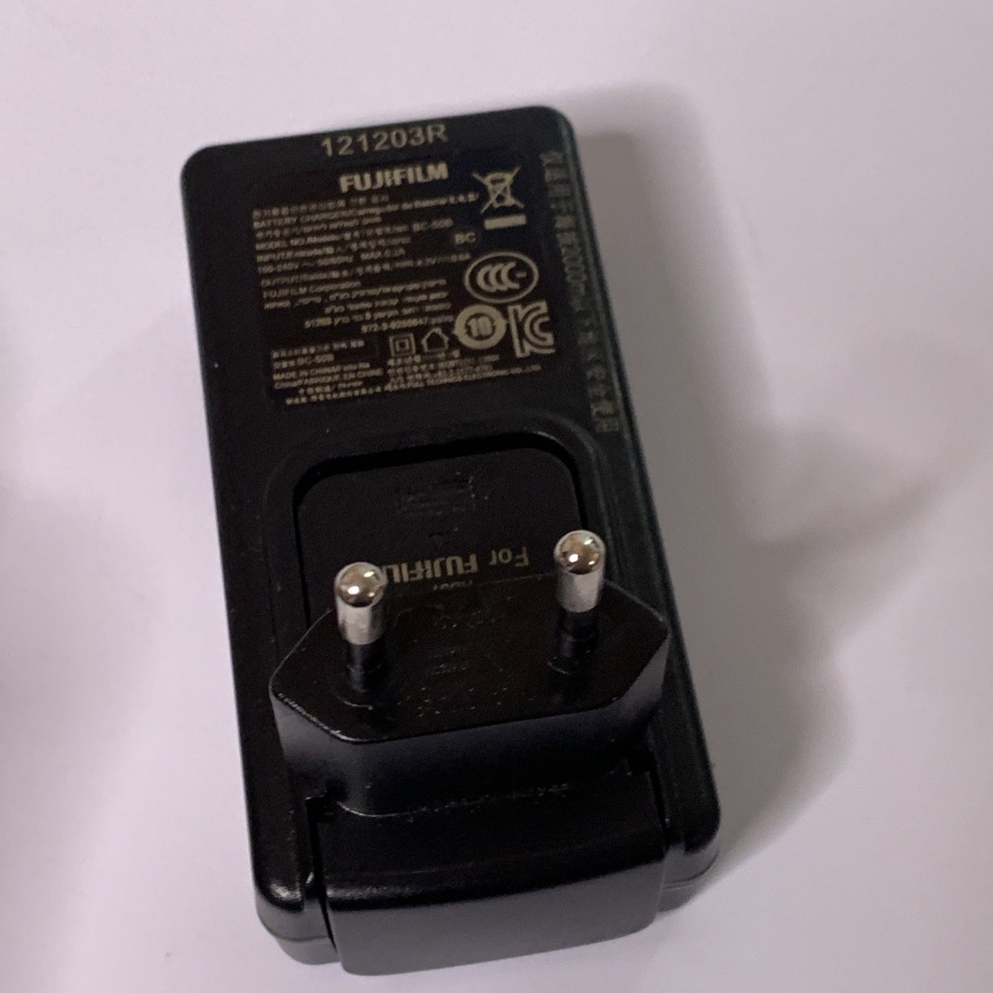 Genuine Fujifilm BC-50B Camera Battery Charger For NP-50 NP-50A Batteries