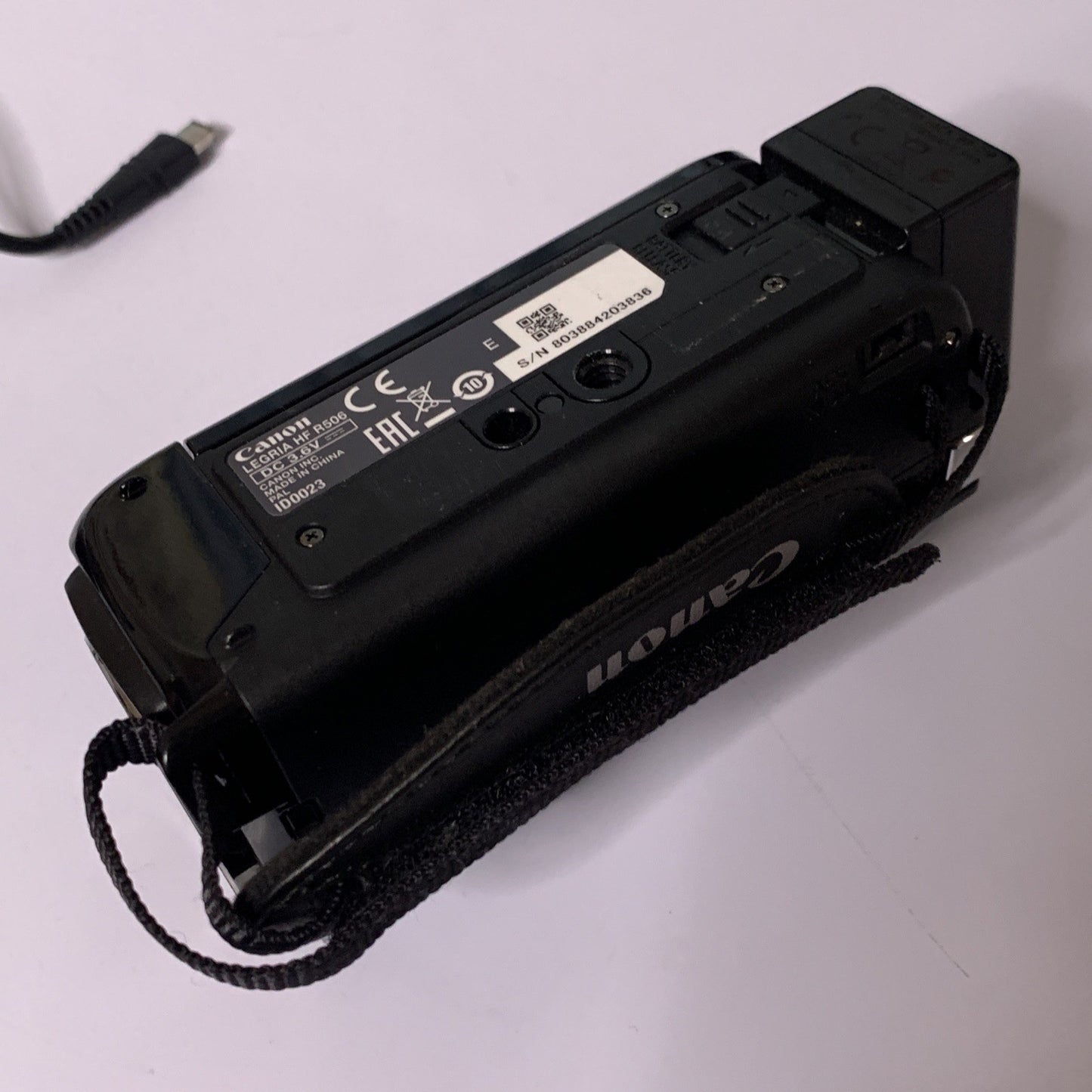 Canon Legria HD Camcorder 32x Optical Zoom Image Stabiliser 1GB HFR506