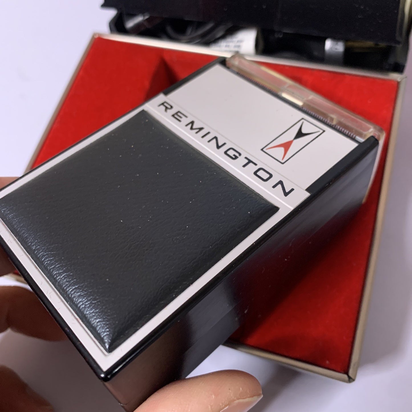 Remington Electric Shaver Vintage Model B-Y N52 Made In Australia